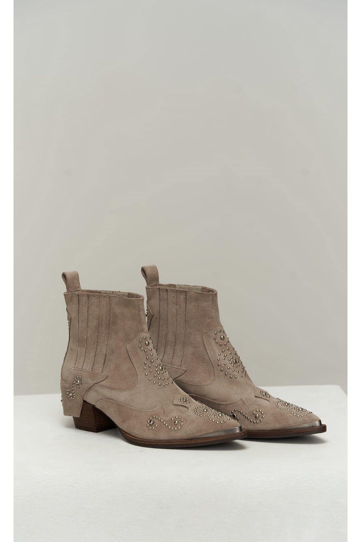 Maxi Zımba Detay Bej Süet Kovboy Bot