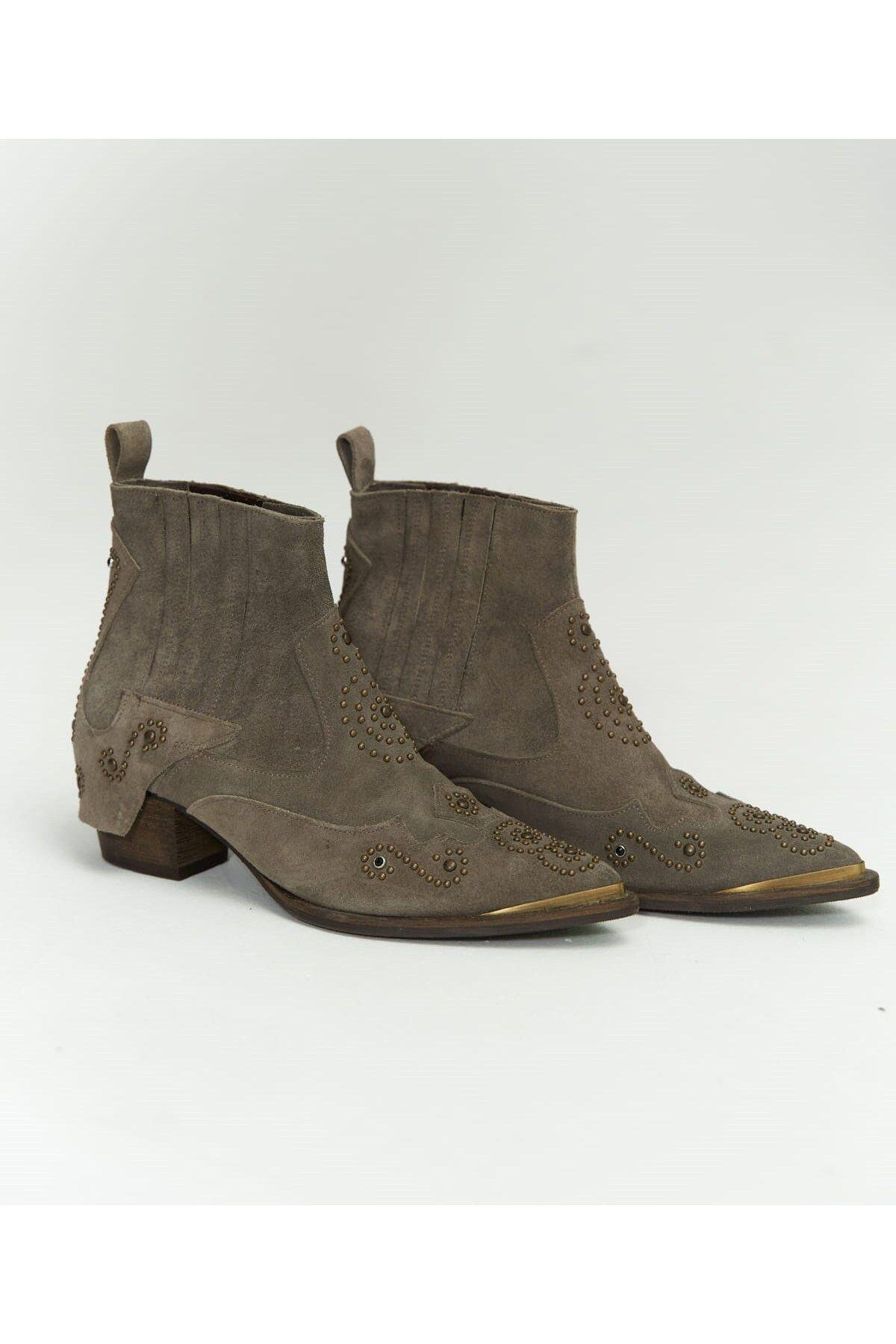 Maxi Stud Detail Gray Suede Cowboy Boots