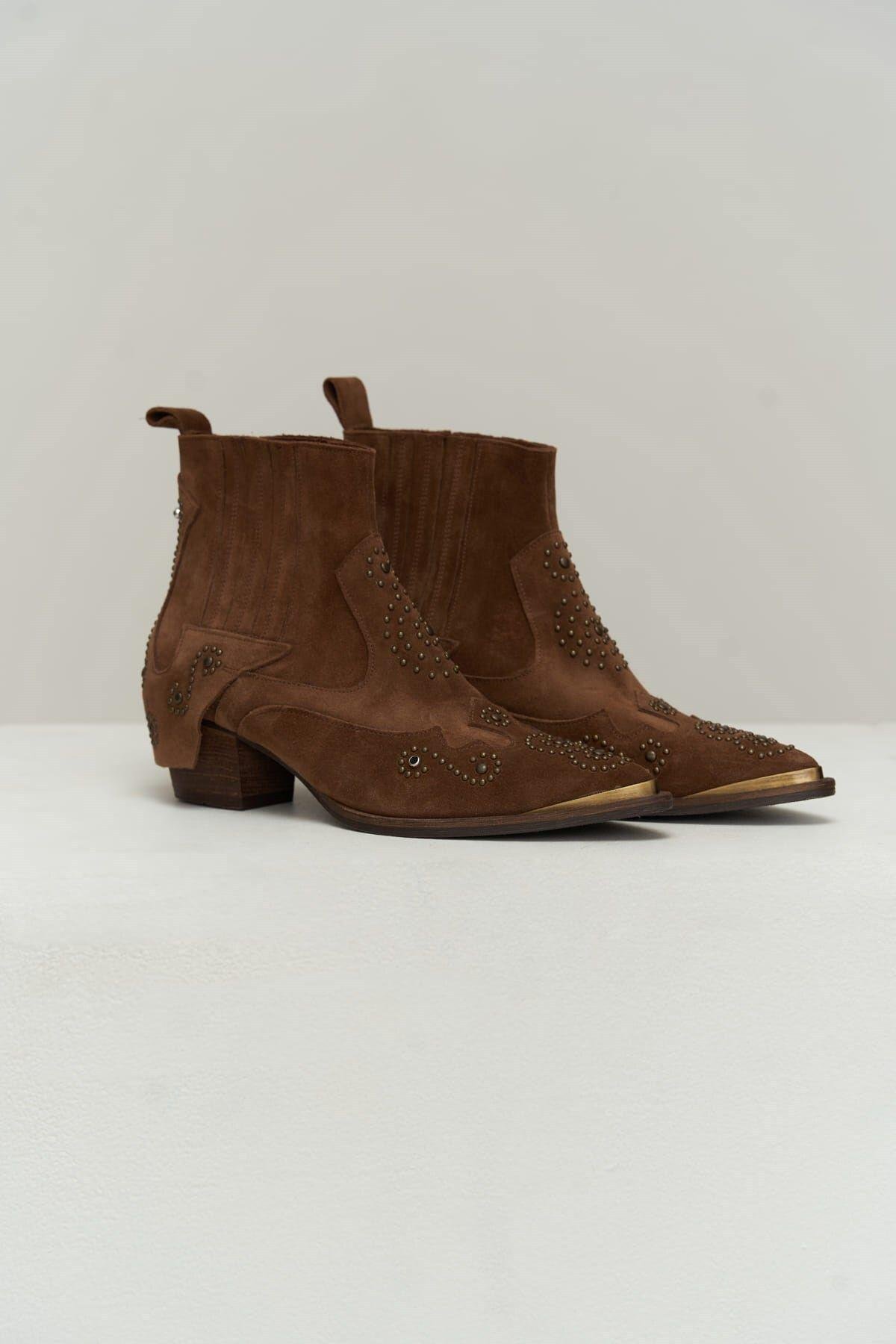 Maxi Zımba Detay Kahverengi Süet Kovboy Bot