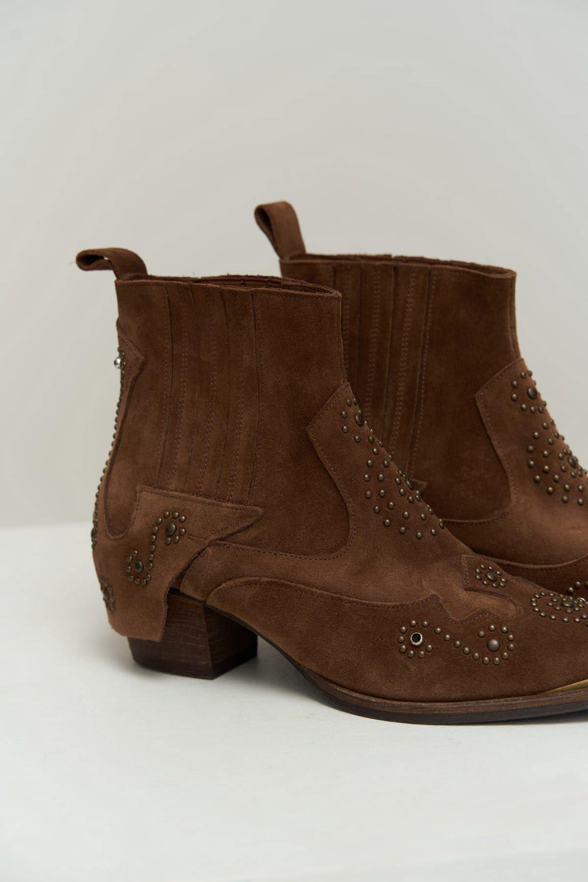 Maxi Zımba Detay Kahverengi Süet Kovboy Bot