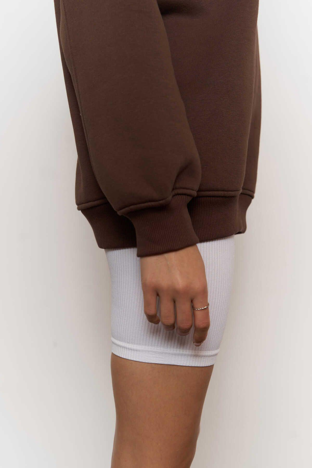 MCLLCTN Wild Buffalo Brown Unisex Oversize Sweatshirt