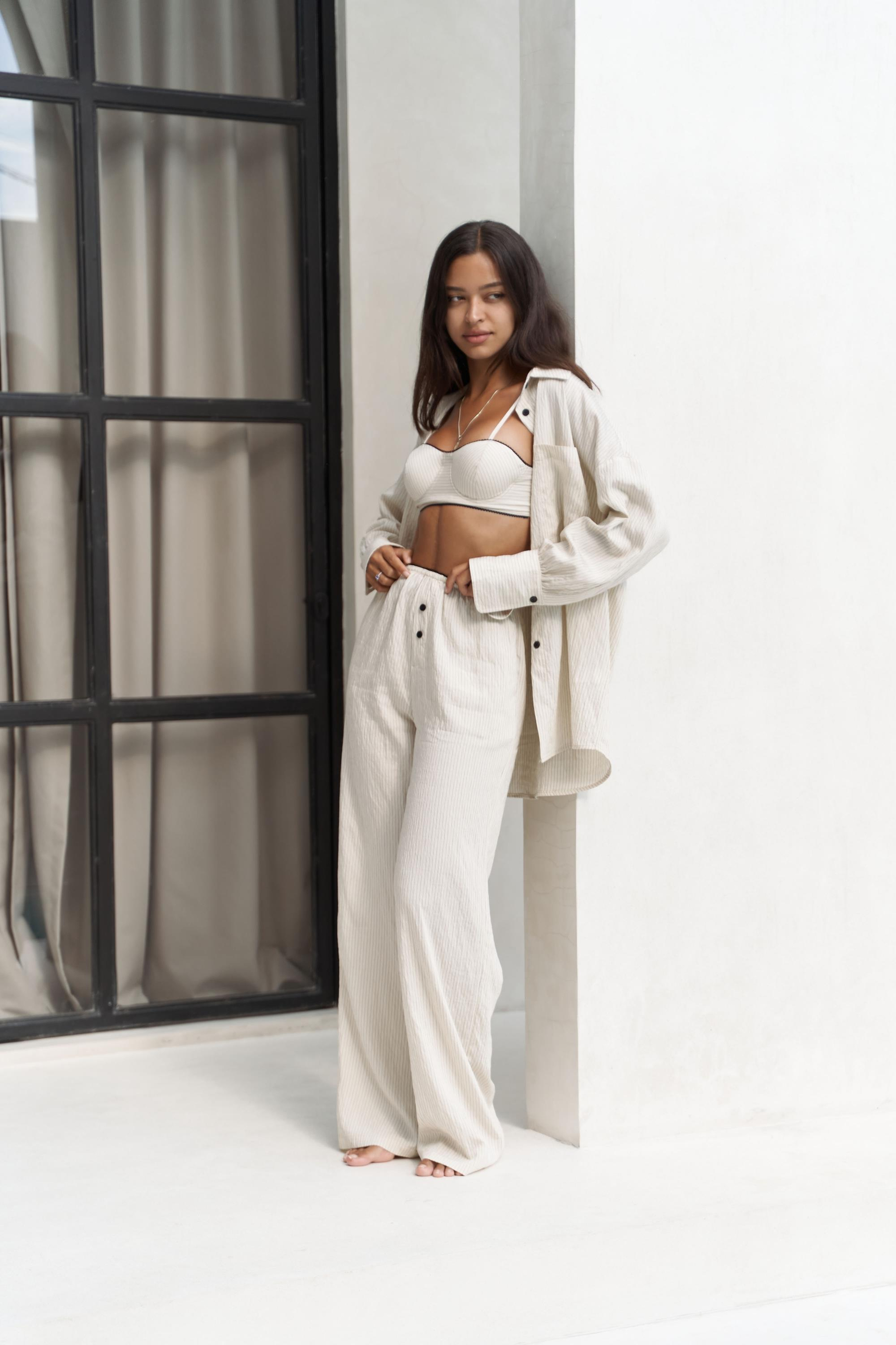 Melia Dantel Detay Bej Üçlü Takım