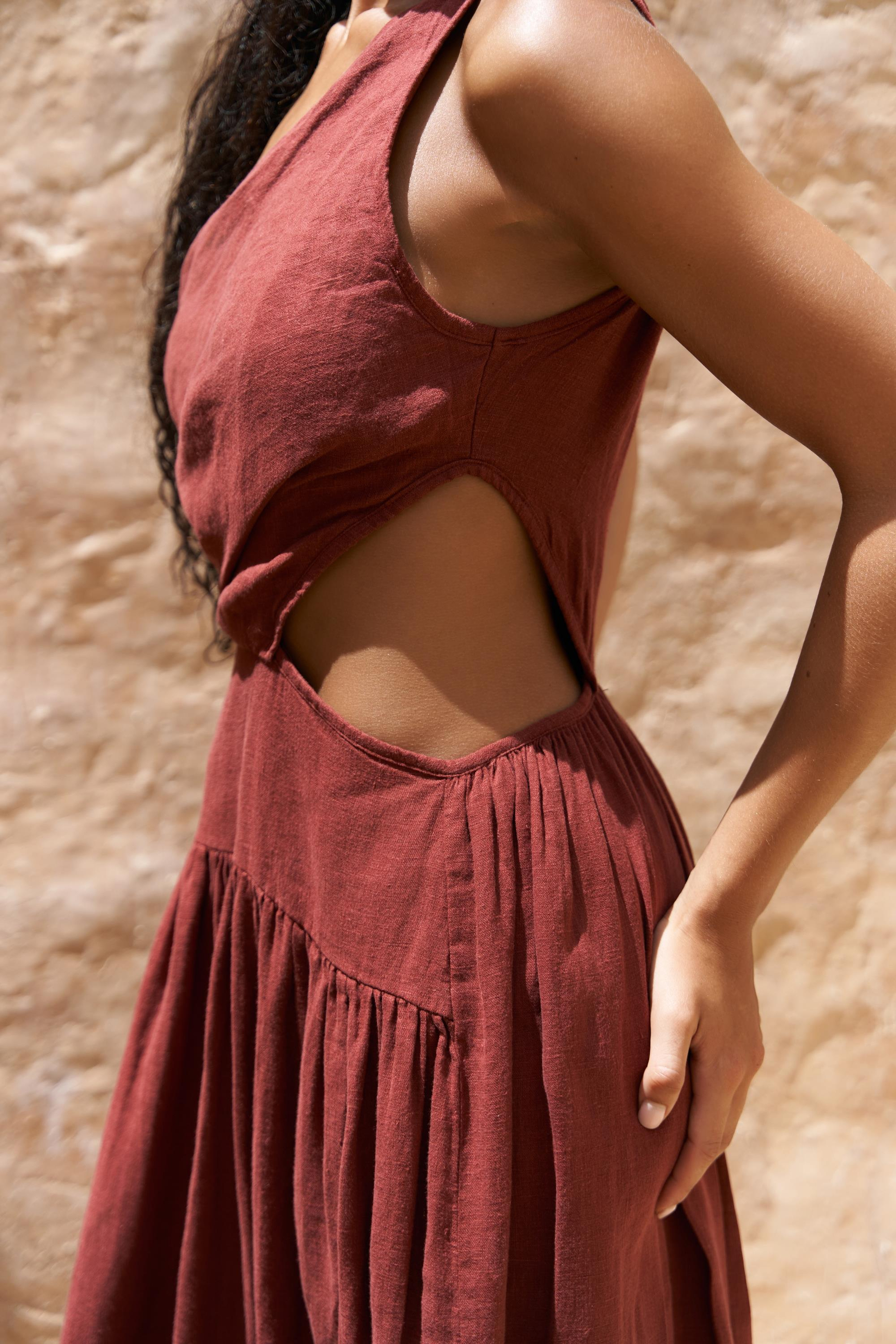 Mharia Asimetrik Detay Kiremit Uzun Keten Elbise