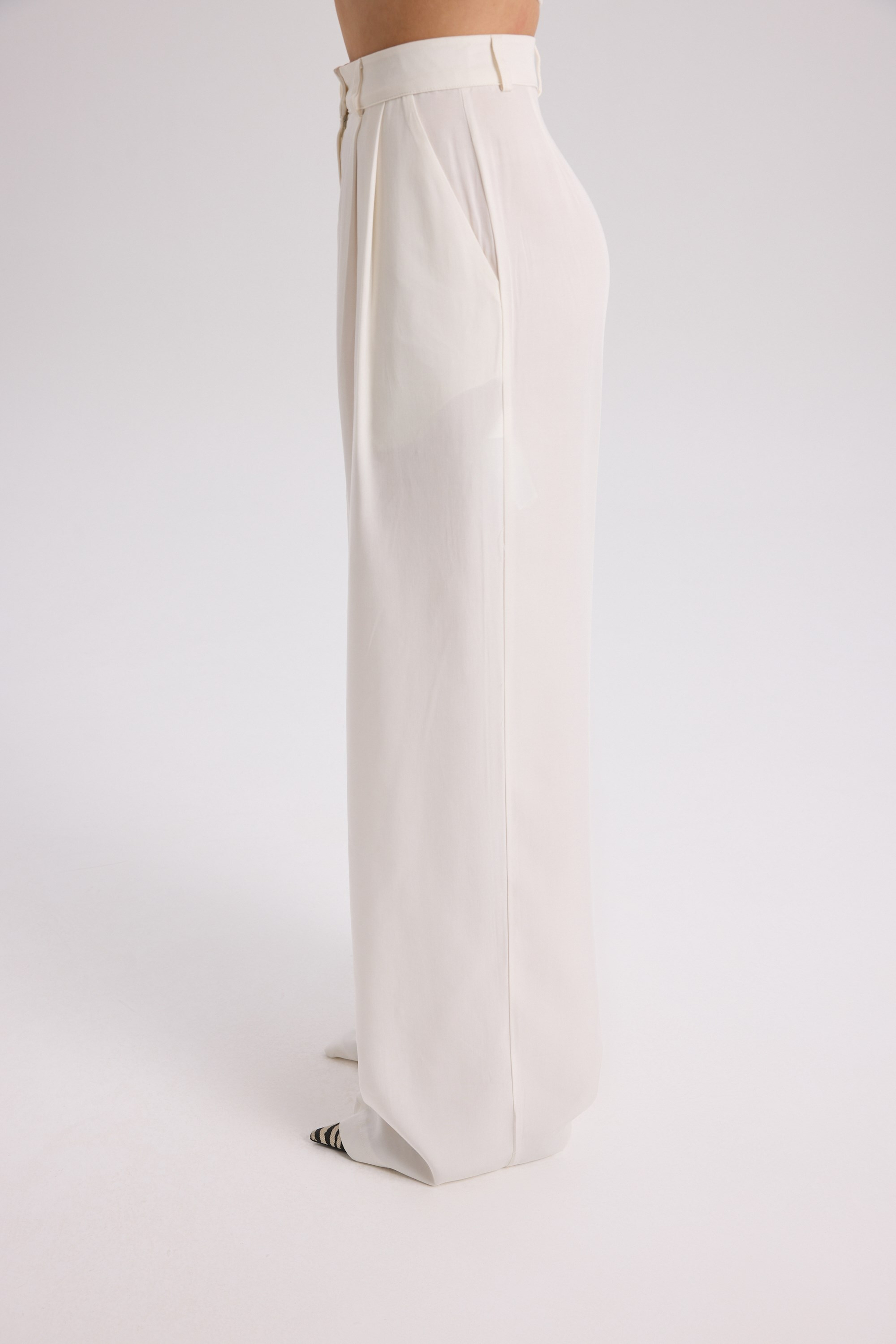 Mila White Blouse Pants Set