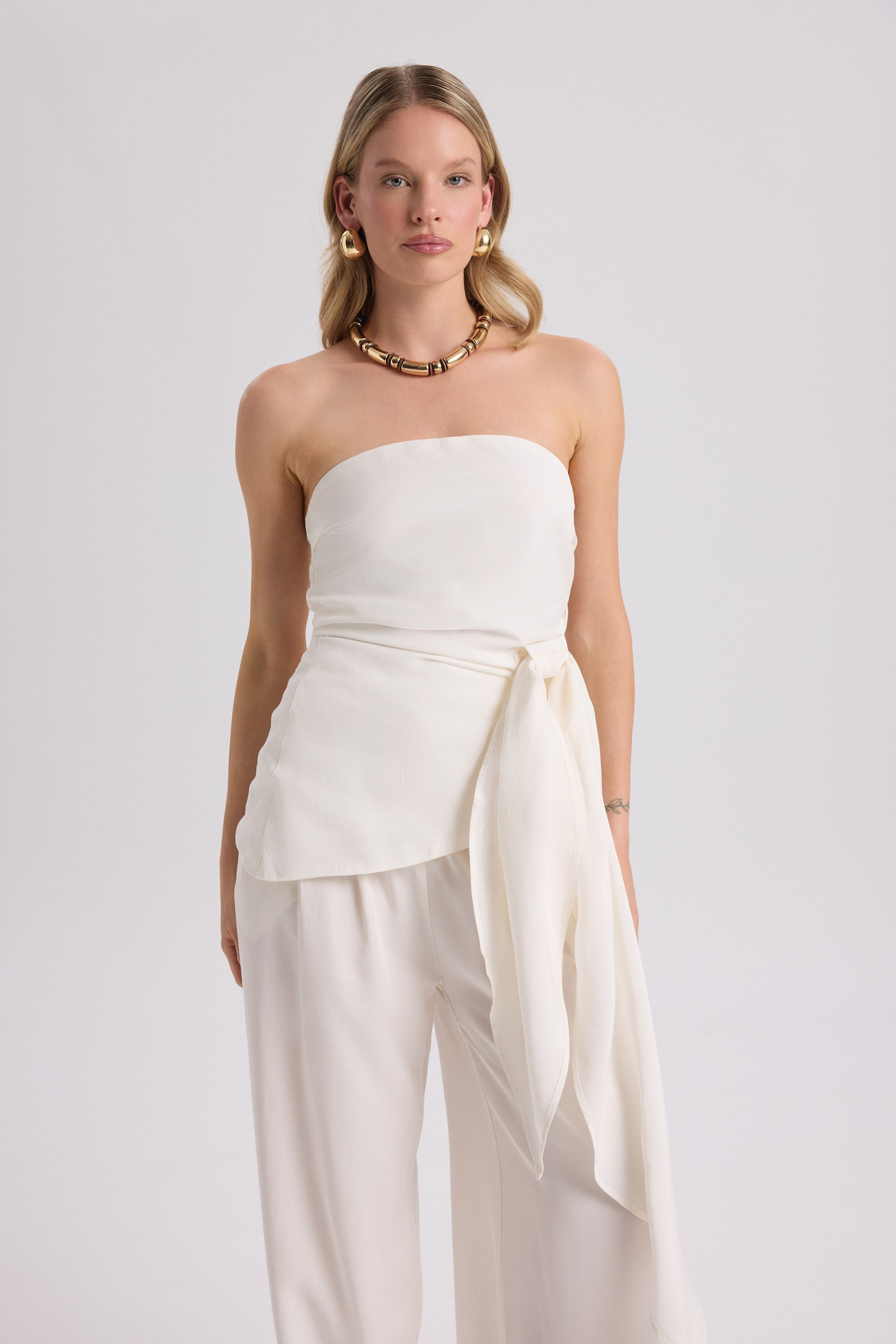 Mila White Blouse Pants Set