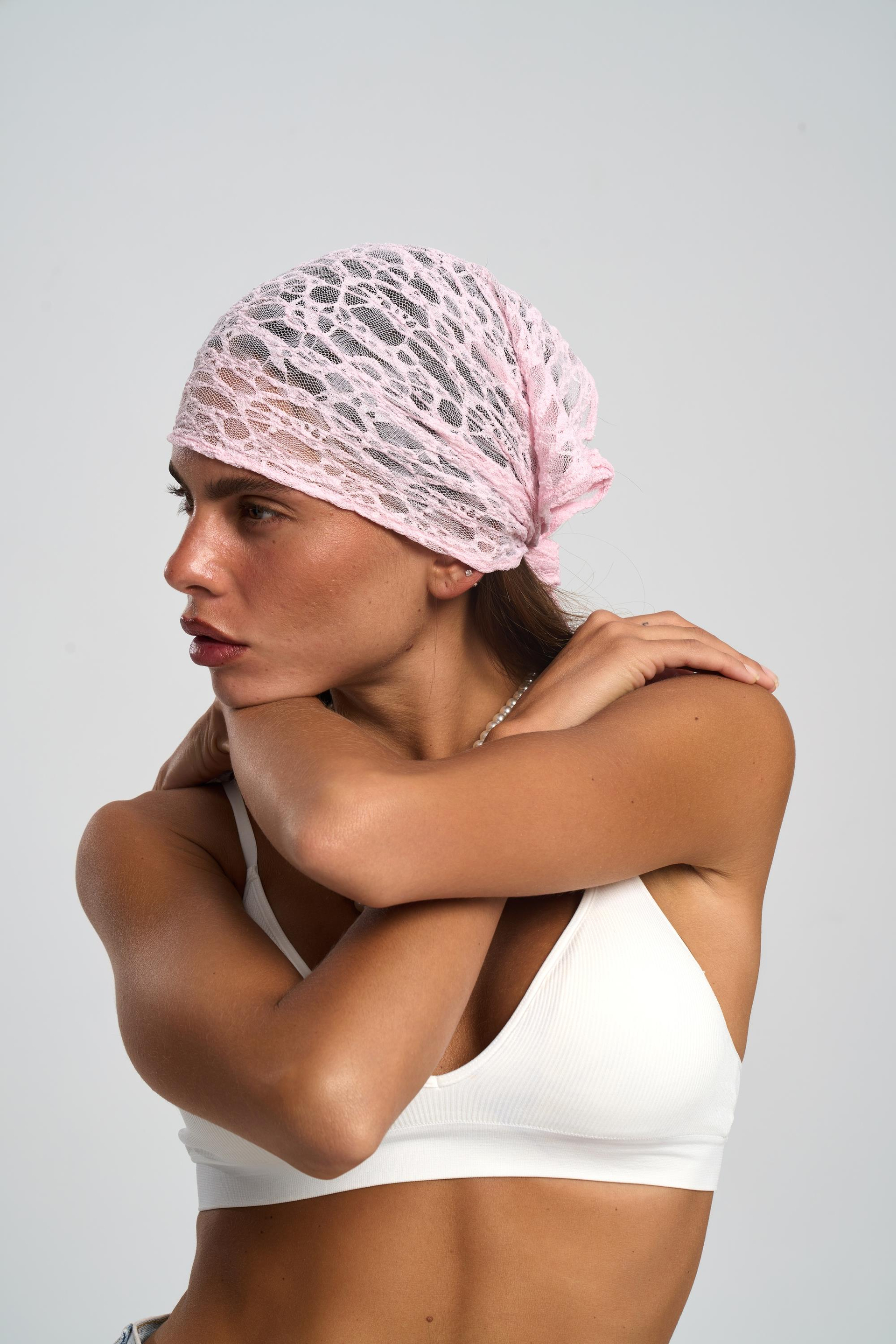 Miray Üçgen Kesim Pembe Dantel Bandana