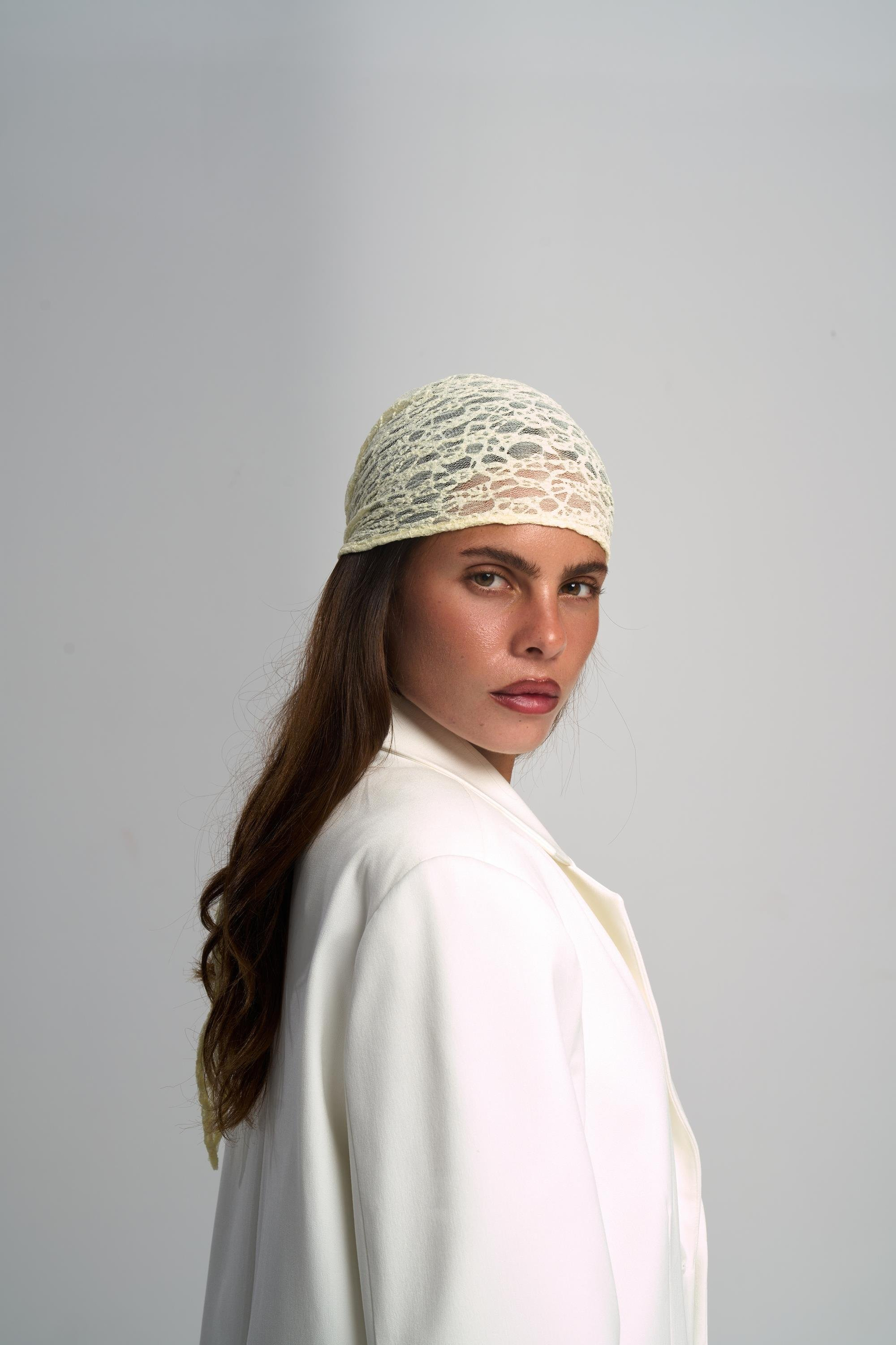 Miray Üçgen Kesim Sarı Dantel Bandana