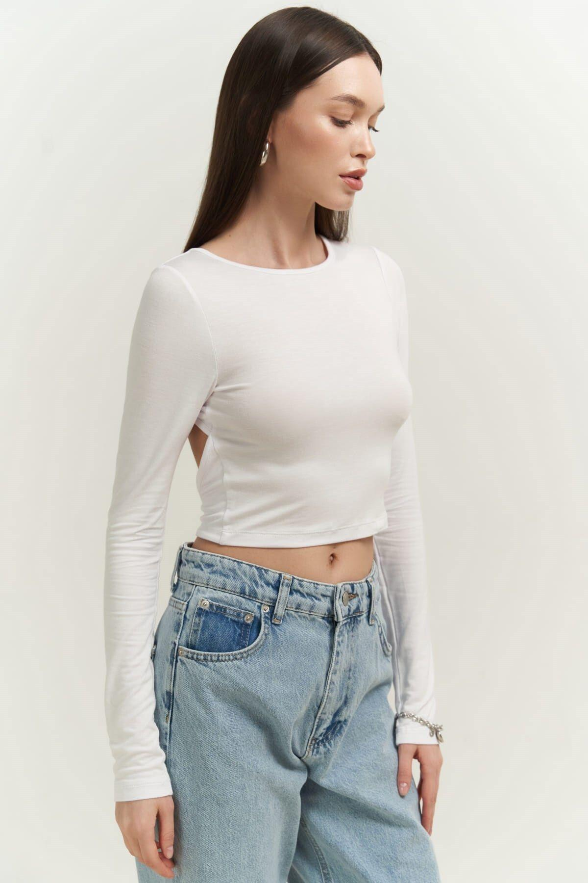 Mita Sırt Dekolteli Beyaz Bluz