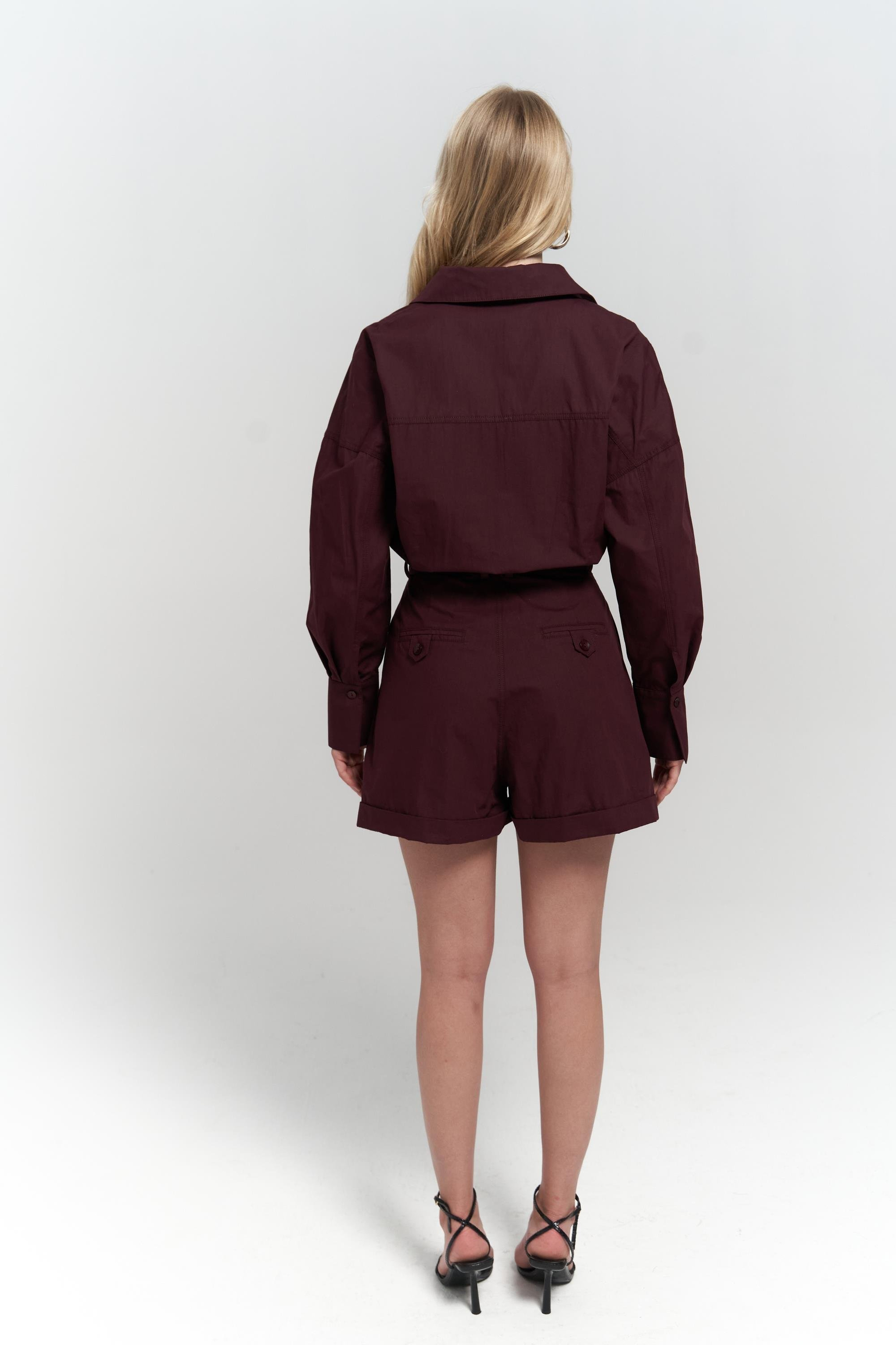 Moaen Kemer Detay Kısa Bordo Tulum