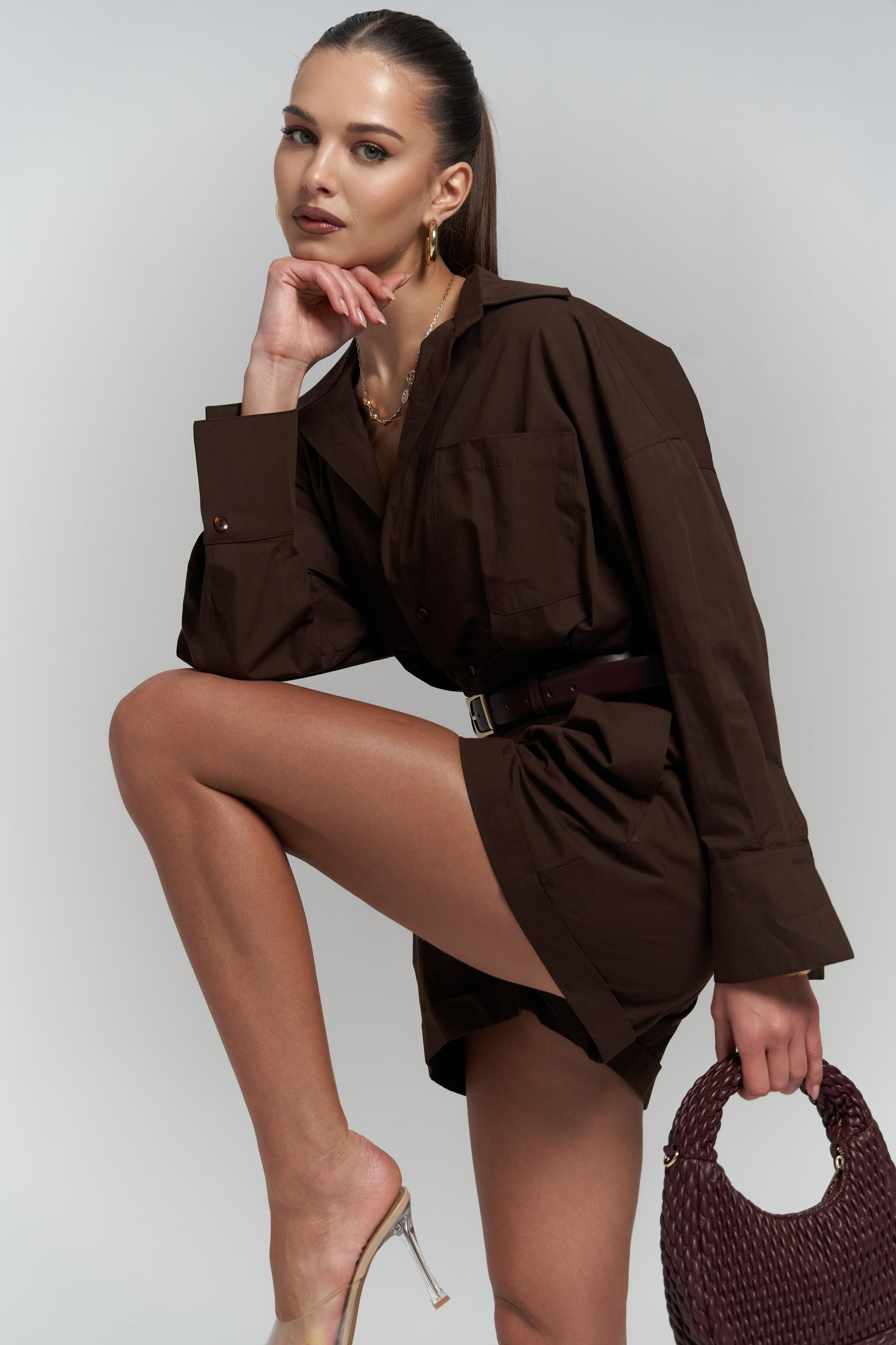 Moaen Kemer Detay Kısa Kahve Tulum