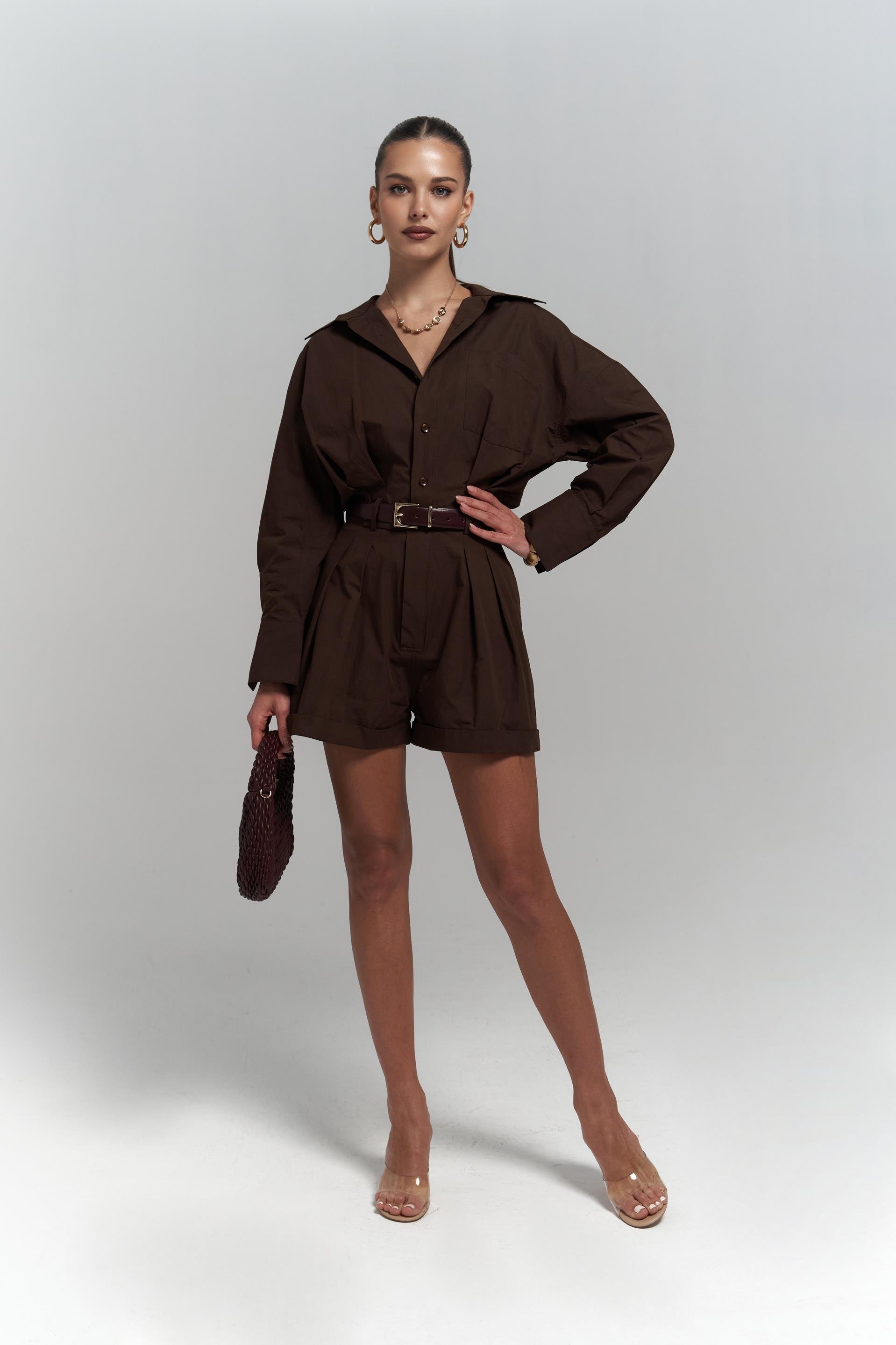 Moaen Kemer Detay Kısa Kahve Tulum