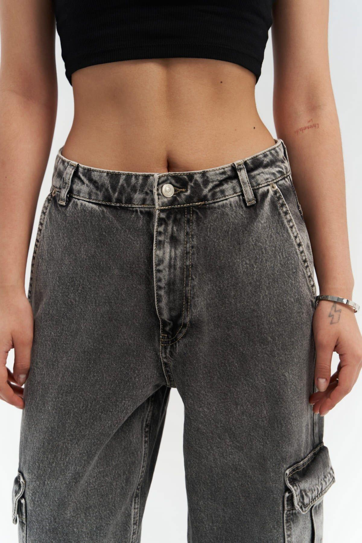 Montes Dark Gray Cargo Jeans