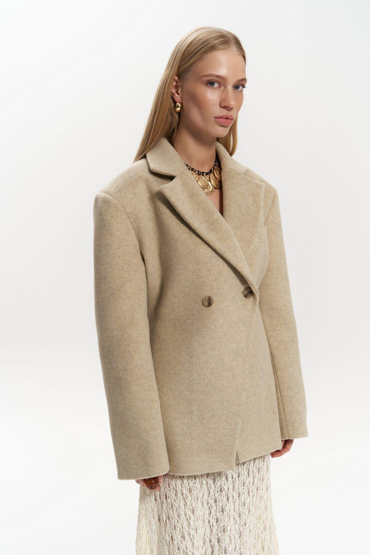 Naica Bej Belden Oturmalı Blazer