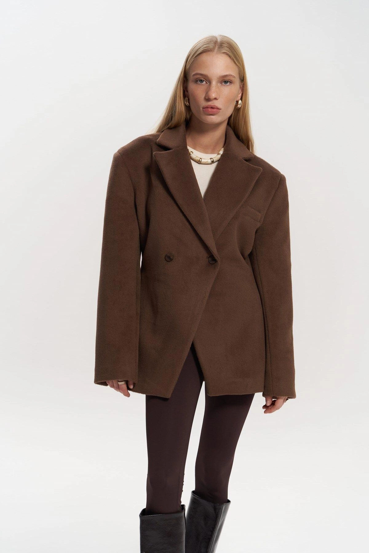 Naica Kahve Belden Oturmalı Blazer