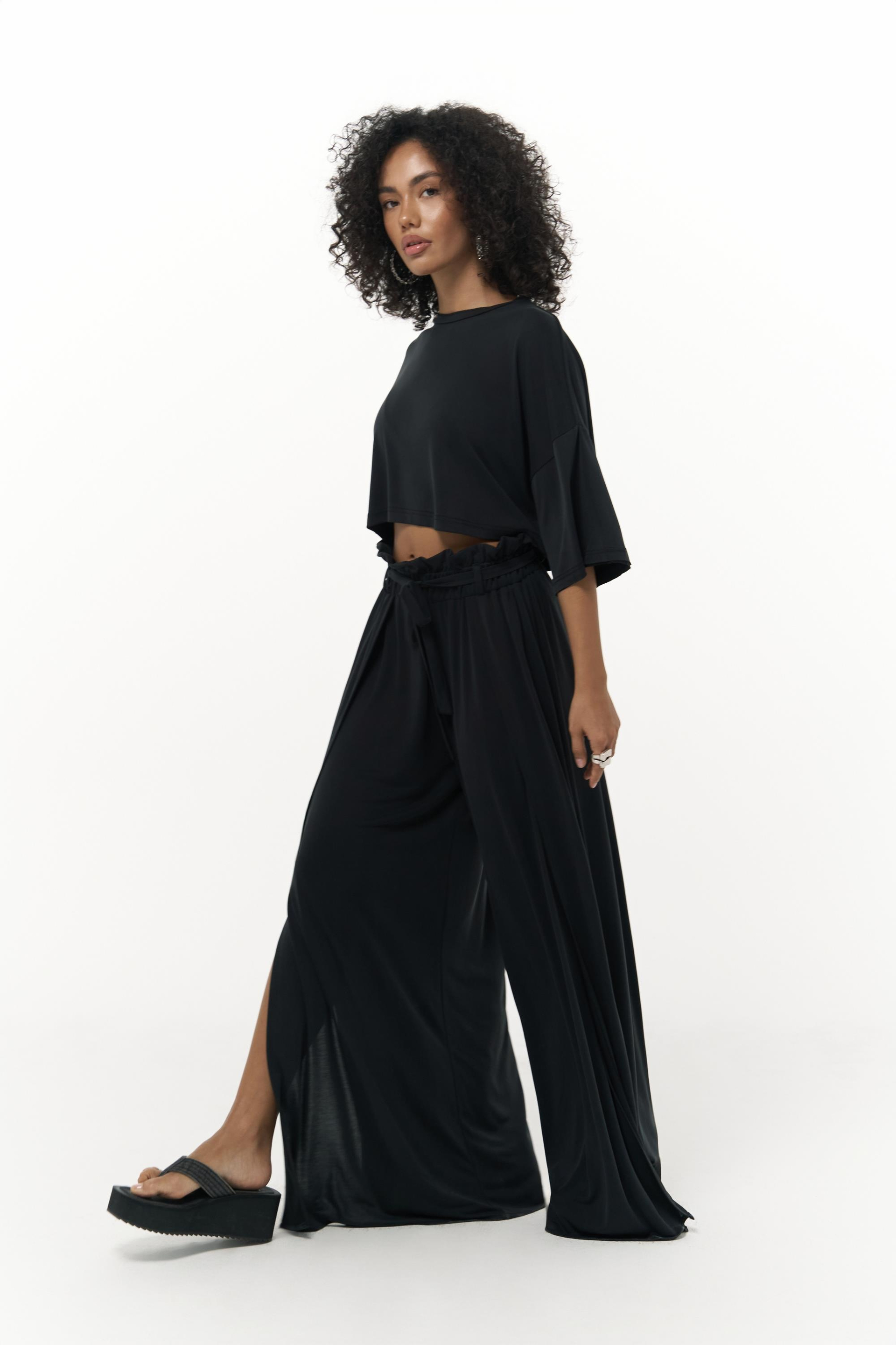 Nell Siyah Crop T-Shirt Pantolon Takım