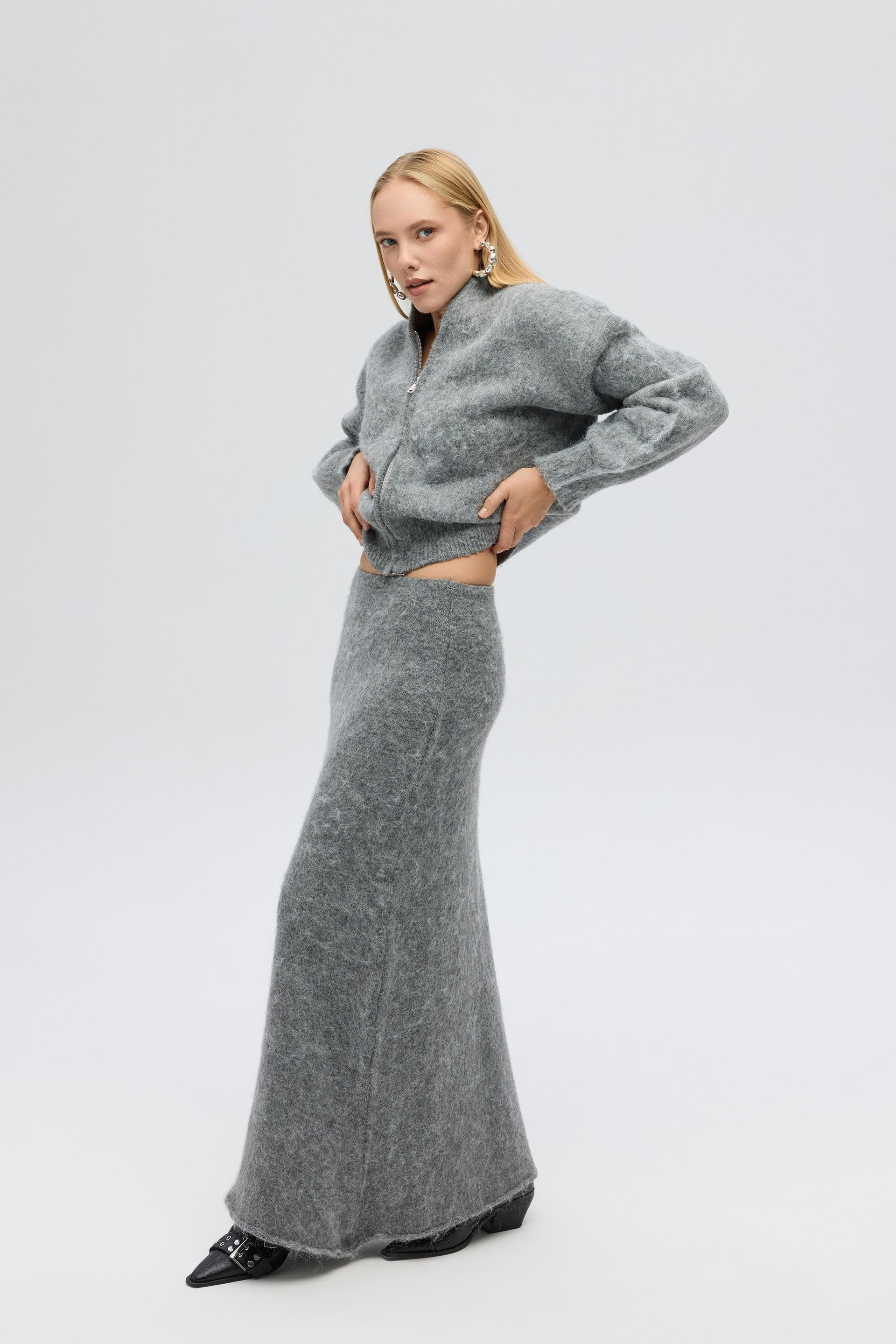 Nivra Gri Uzun Triko Etek