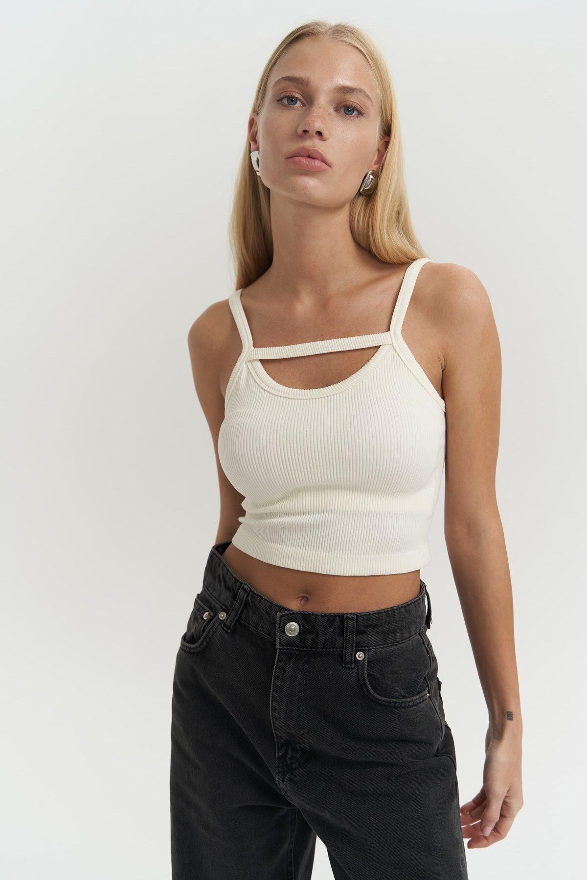 Noam Ecru Front Detail Ribbed Crop Top