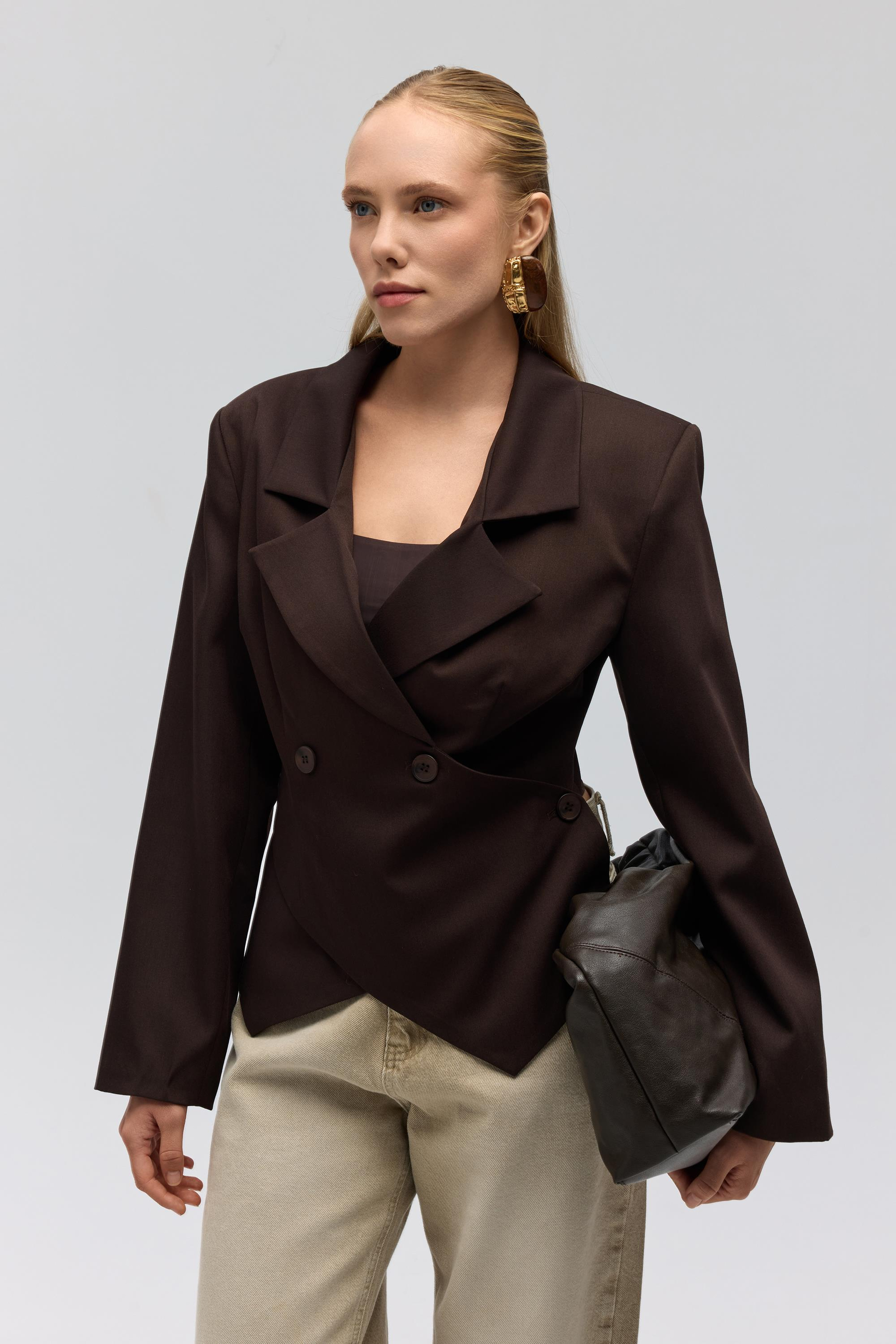 Norbury Triangle Detail Brown Blazer