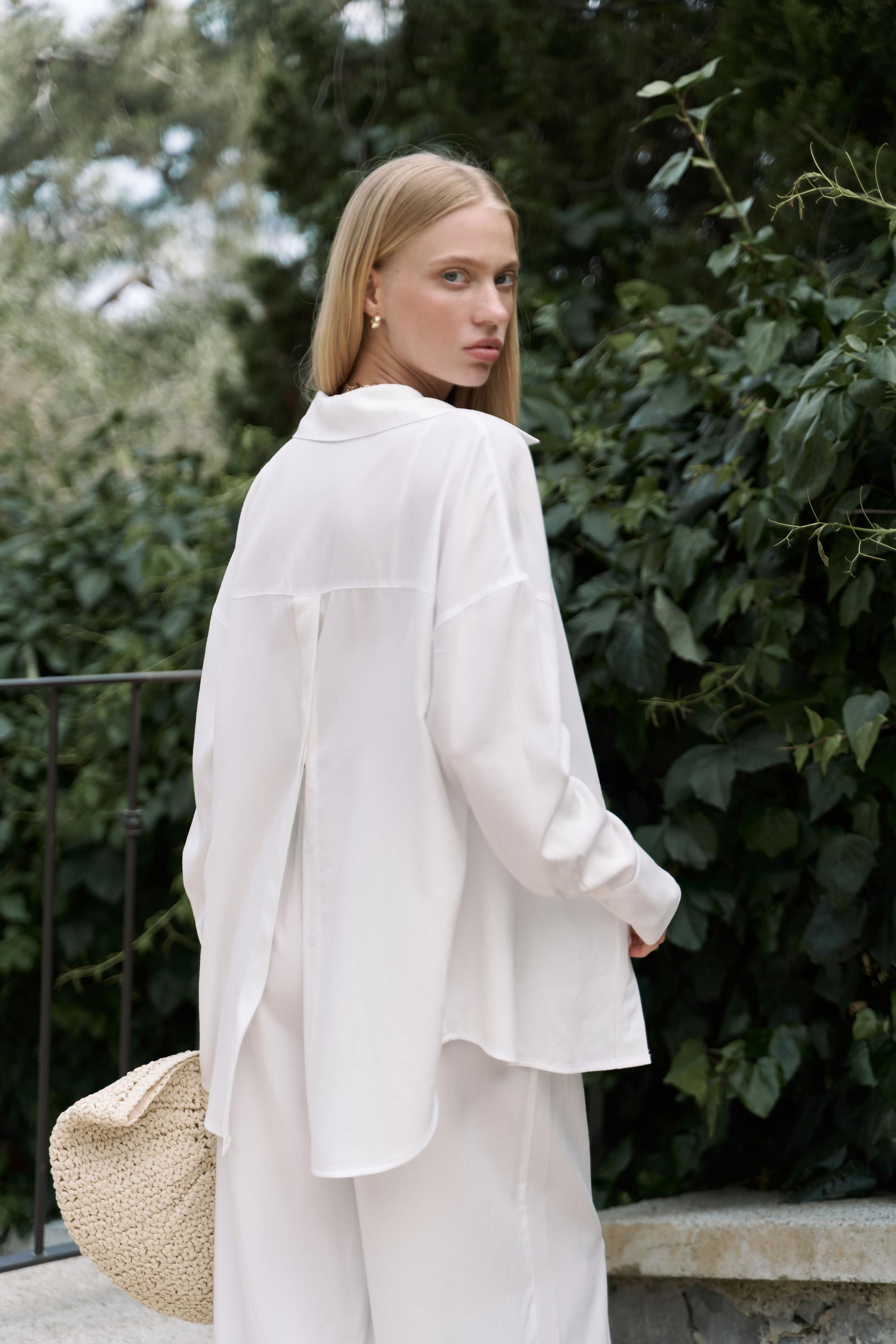 Nunzia Arka Detaylı Ekru Oversize Gömlek Pantolon Takım