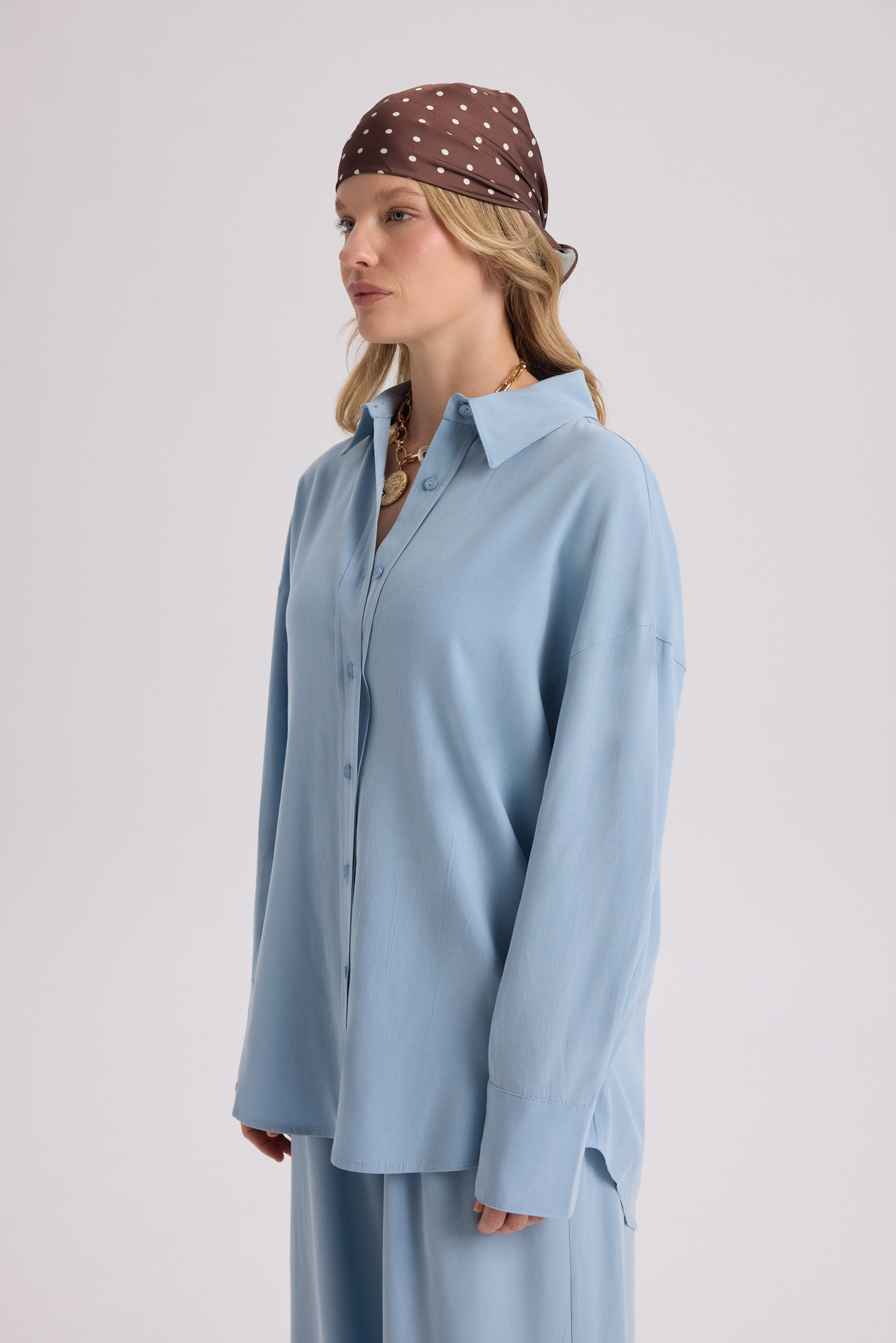 Nunzia Back Detail Blue Oversized Shirt Pants Set
