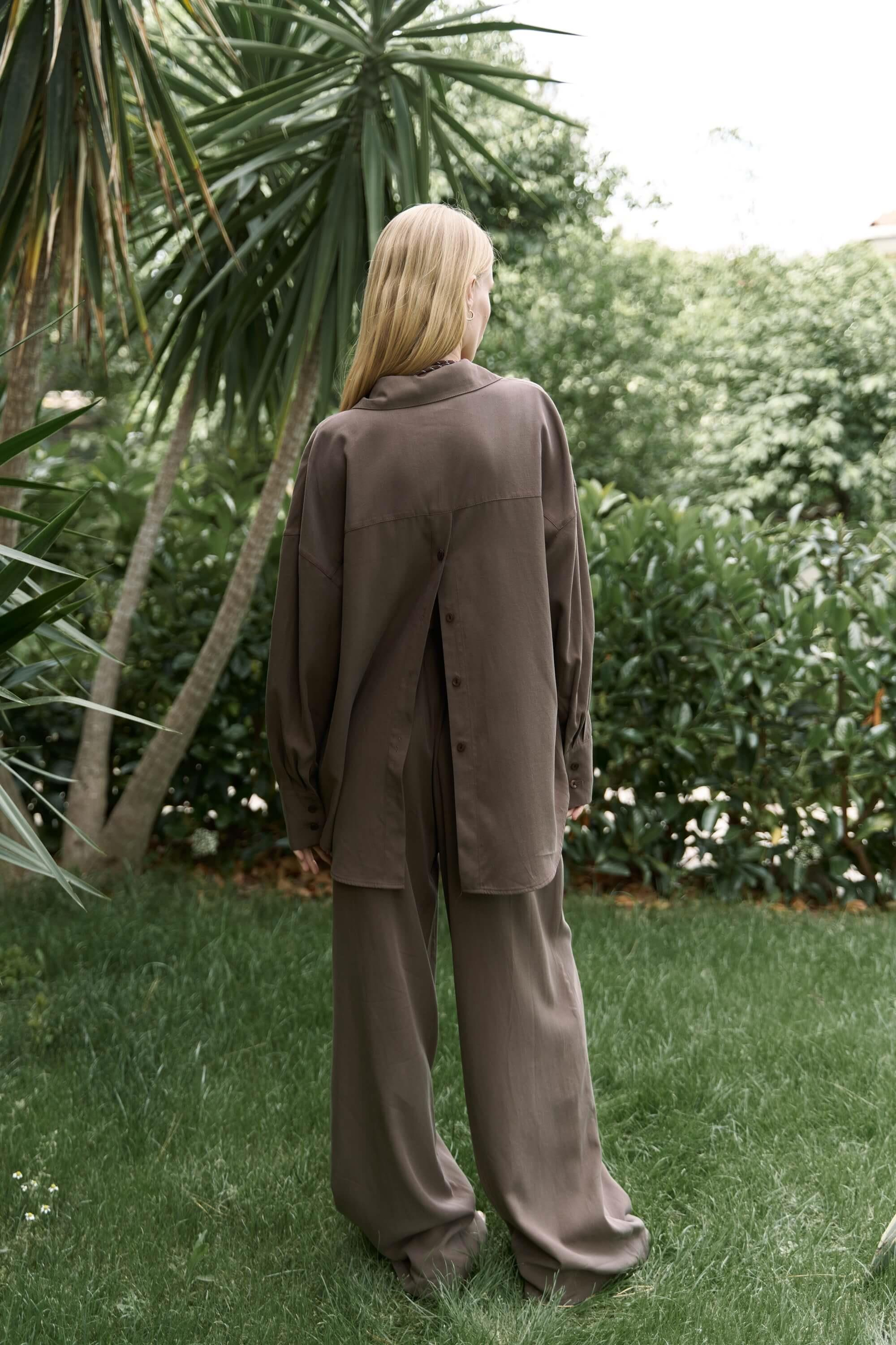 Nunzia Arka Detaylı Soft Kahve Oversize Gömlek Pantolon Takım