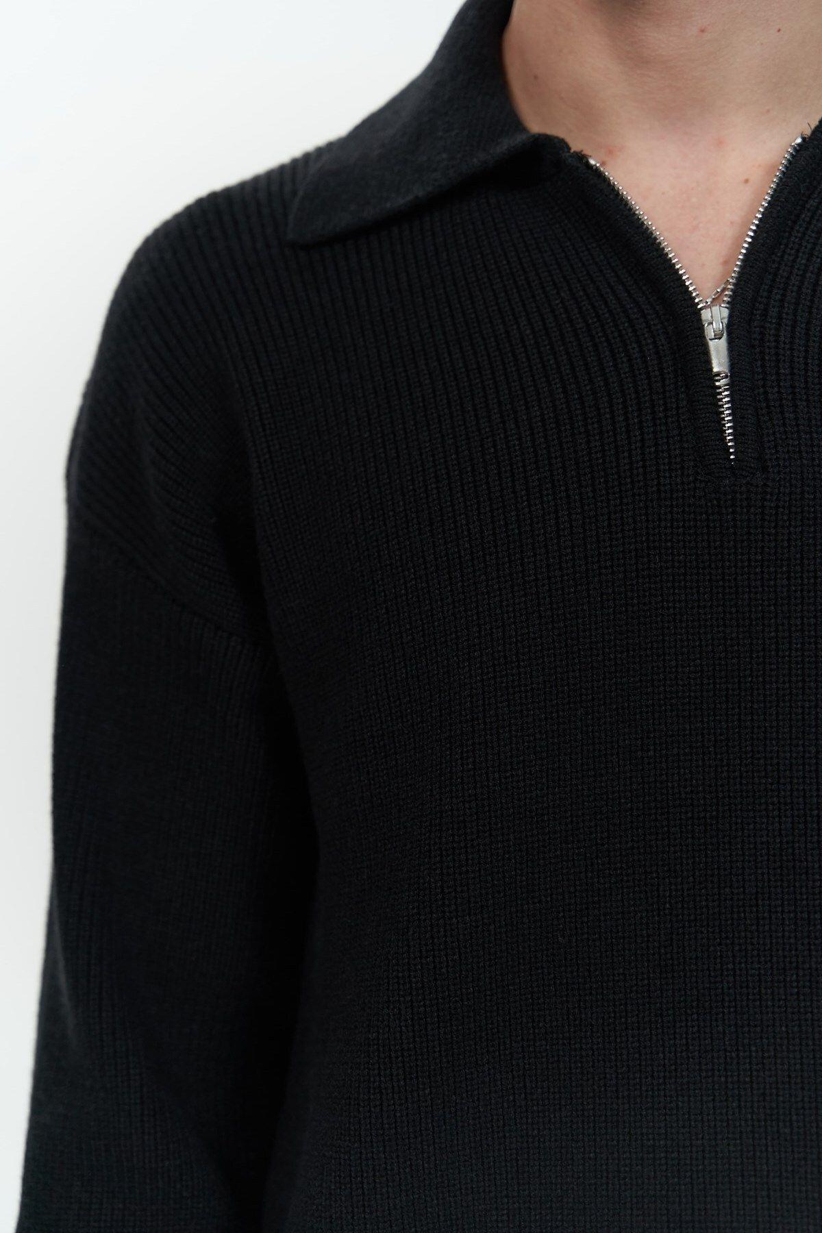 Oberon Men's Polo Collar Half-Zip Black Knit Sweater