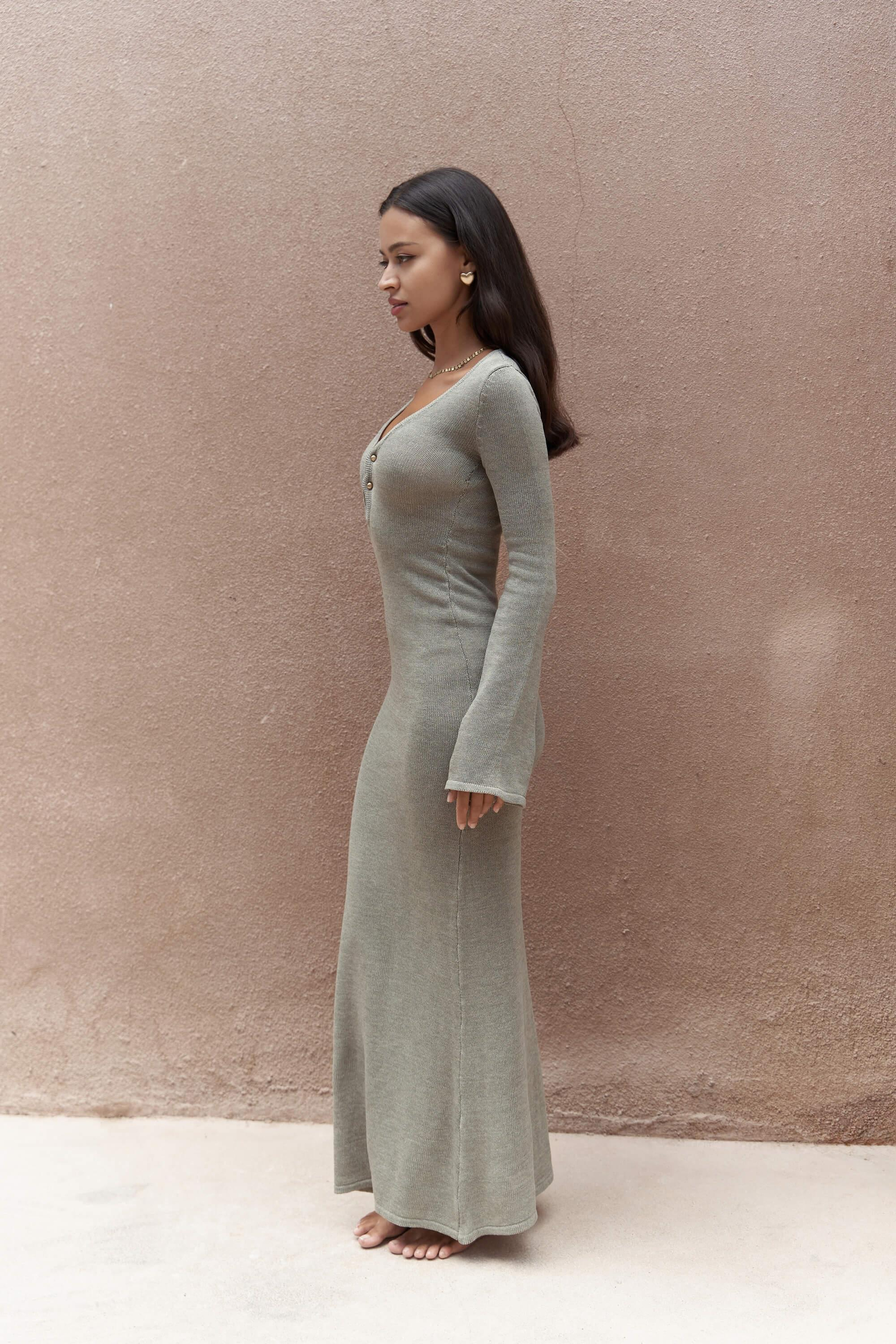 Ortensia Metal Detay Haki Uzun Triko Elbise