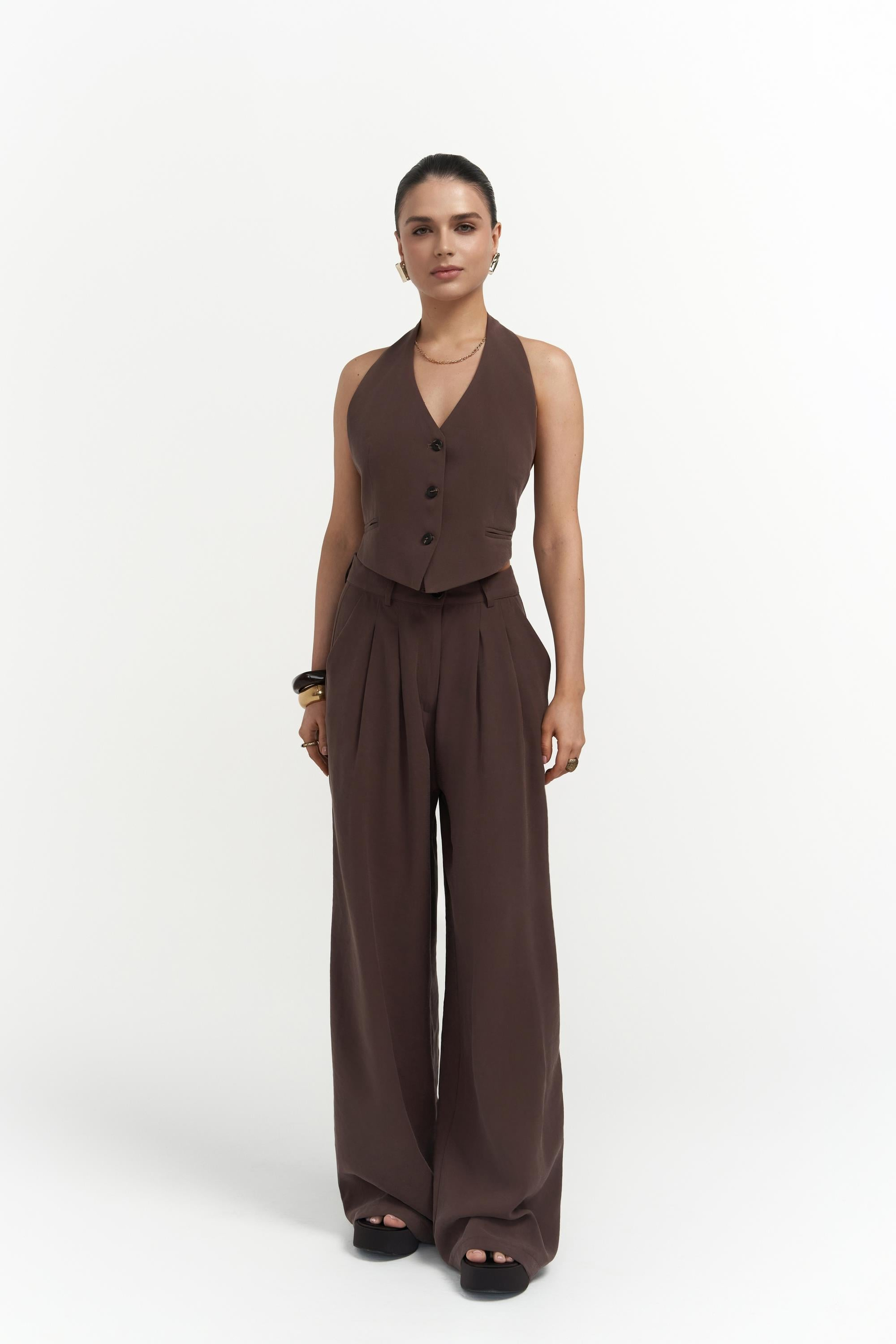 Pailey Sırt Dekolteli Kahve Yelek Pantolon Takım