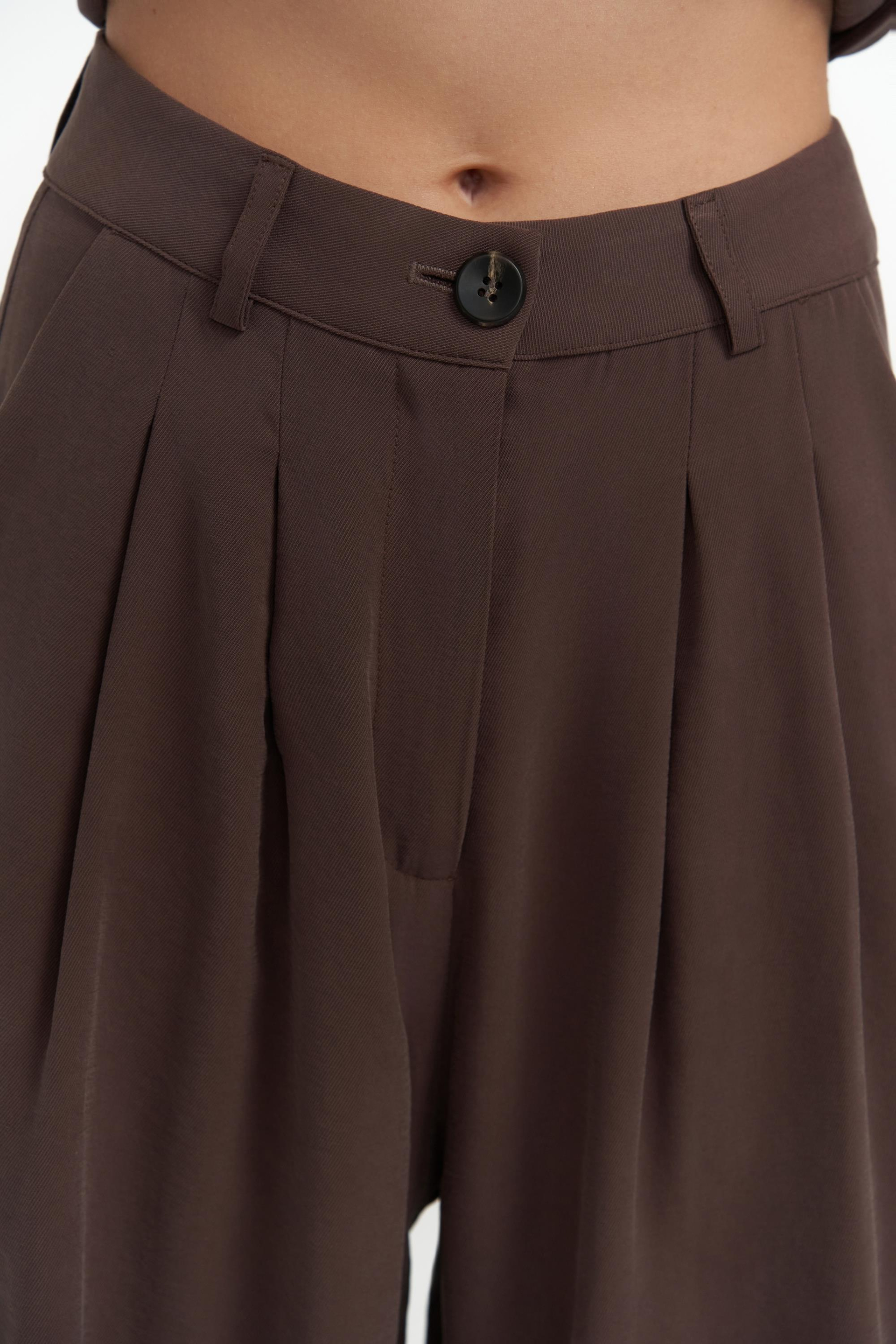 Pailey Sırt Dekolteli Kahve Yelek Pantolon Takım