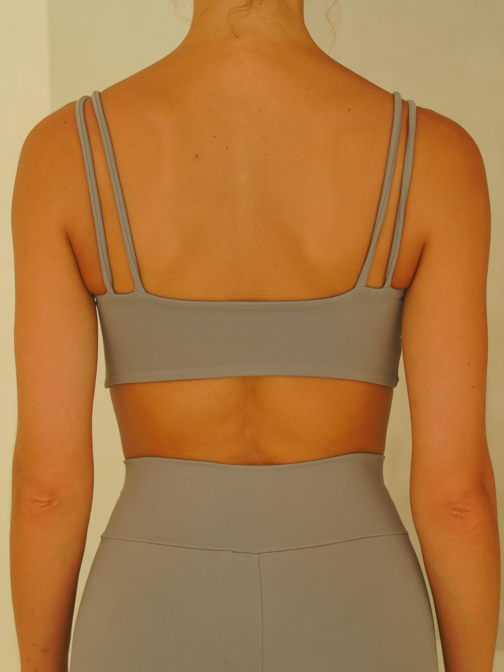 Paria Çapraz Detay Spor Gri Crop