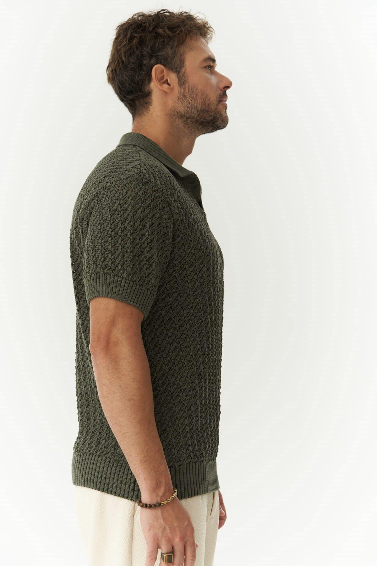 Peter Men's Polo Collar Khaki Knit T-Shirt