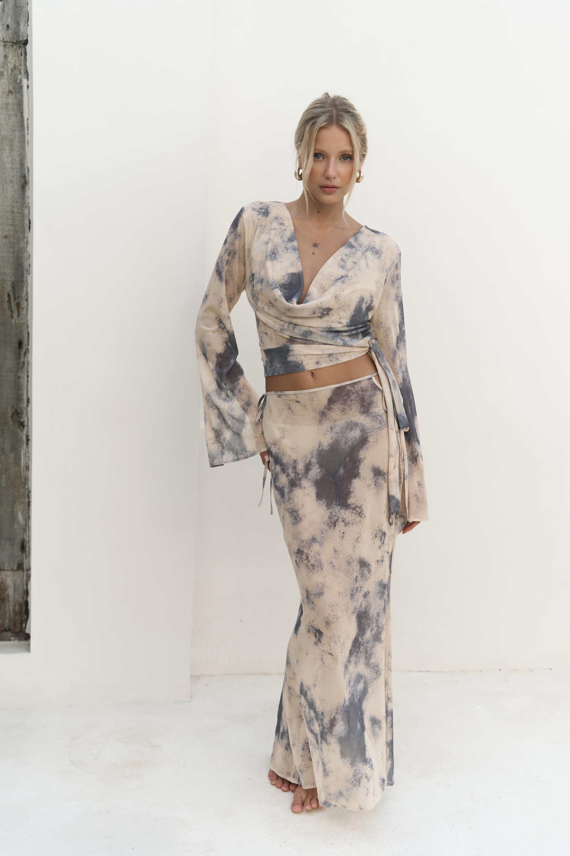 Pnaisyonist Uzun Kol Sarı Crop Etek Takım