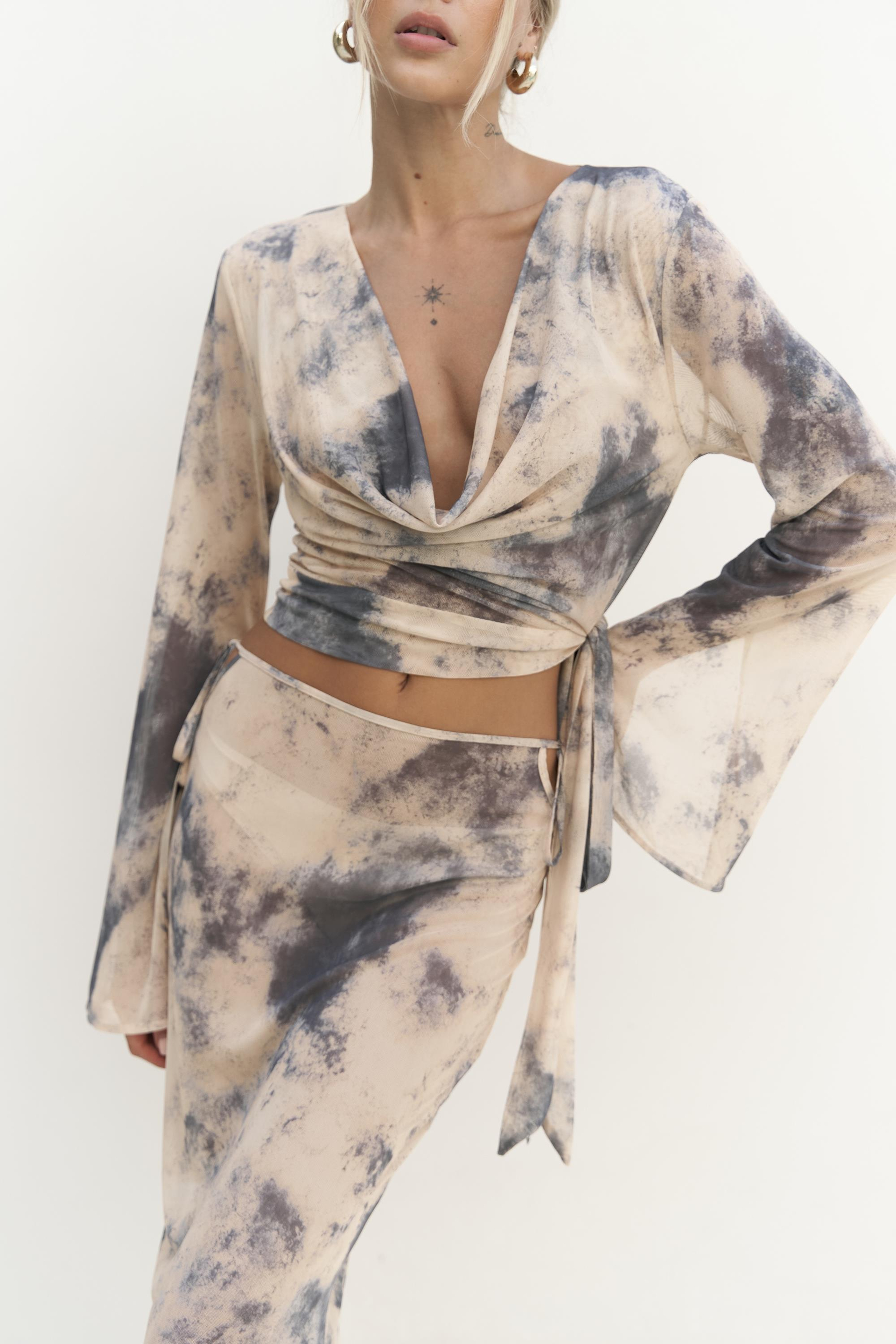 Pnaisyonist Uzun Kol Sarı Crop Etek Takım