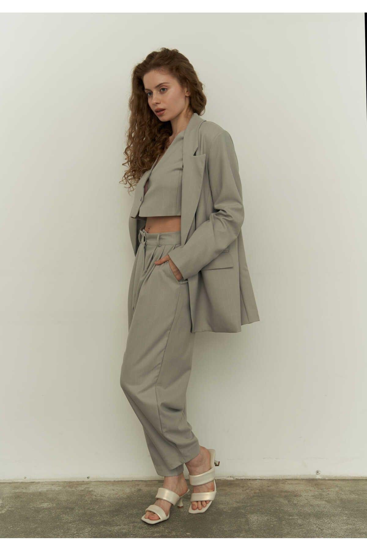 Polly Gri Üçlü Ceket Takım