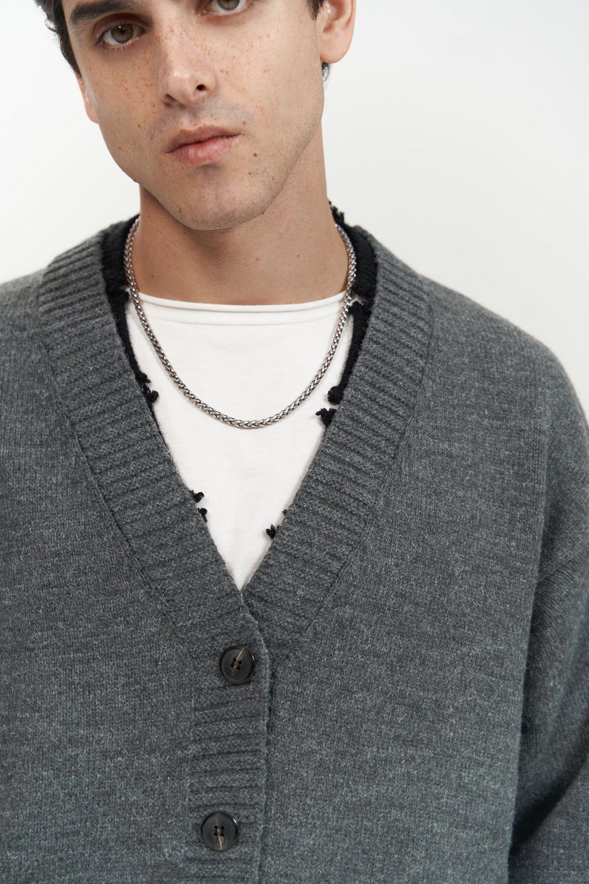 Raid Men's Dark Gray Double-Collar Knit Cardigan