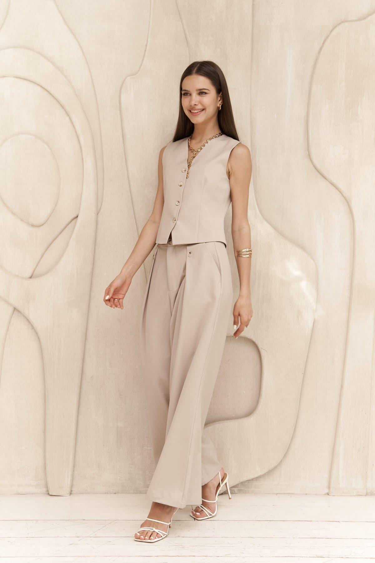 Rianto Koyu Bej Kısa Yelek