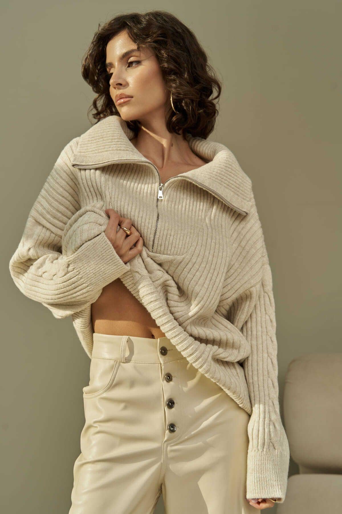 Mai Rika Beige Cable Knit Zip-Up Sweater