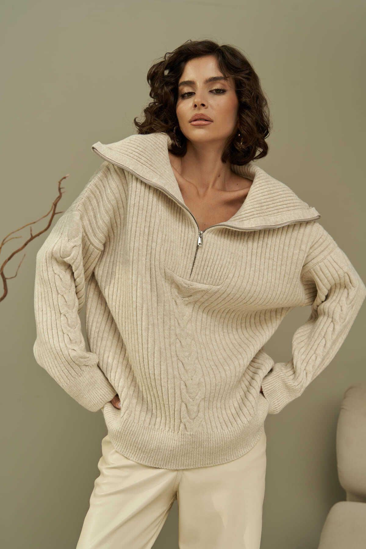 Mai Rika Beige Cable Knit Zip-Up Sweater