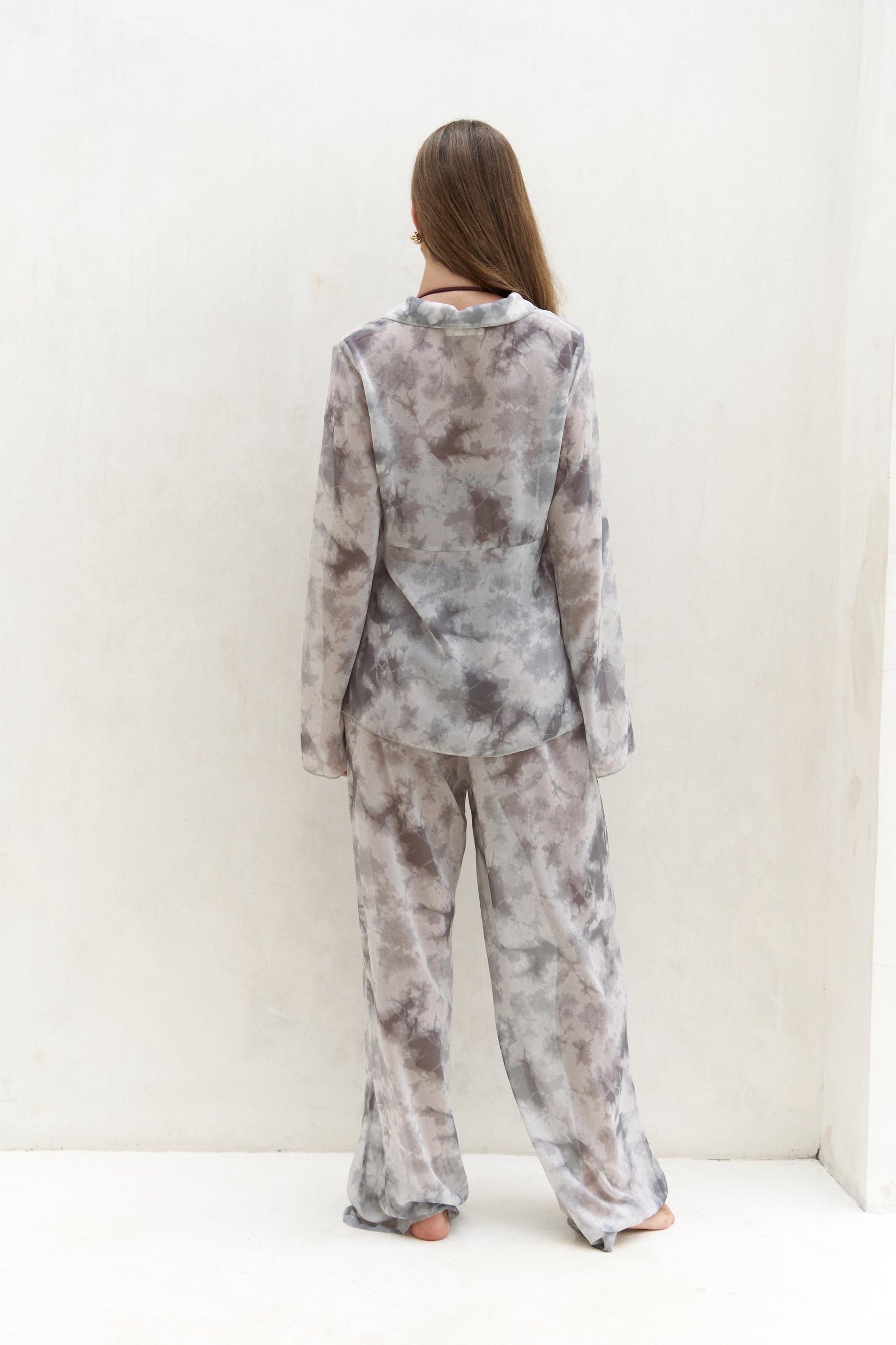 Saifudin Bağcık Detaylı Gri Gömlek Pantolon Takım 