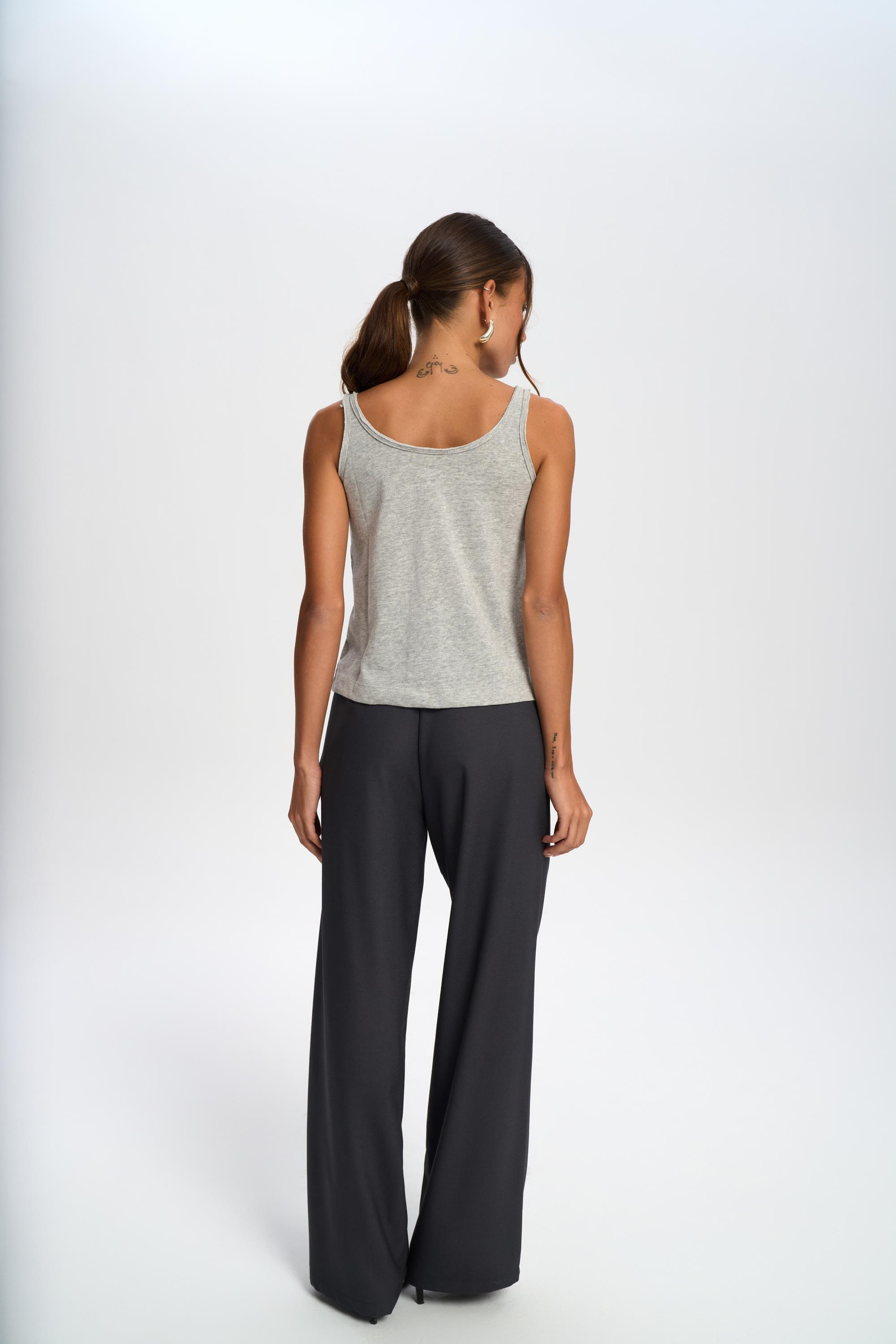 Salnor Basic Gray Crop