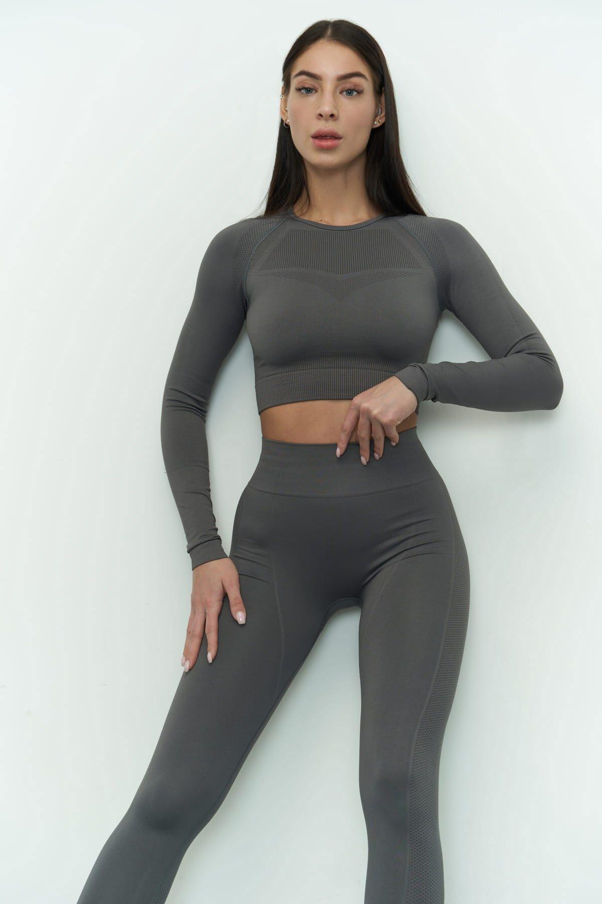Mai Collection Sandra Gray Long Sleeve Crop