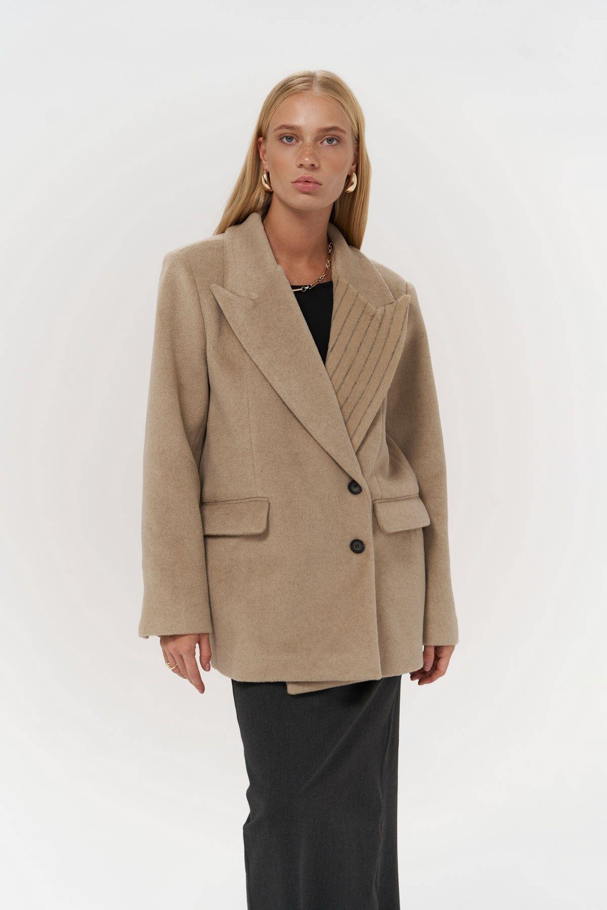 Seljord Dark Beige Blazer with Collar Detail