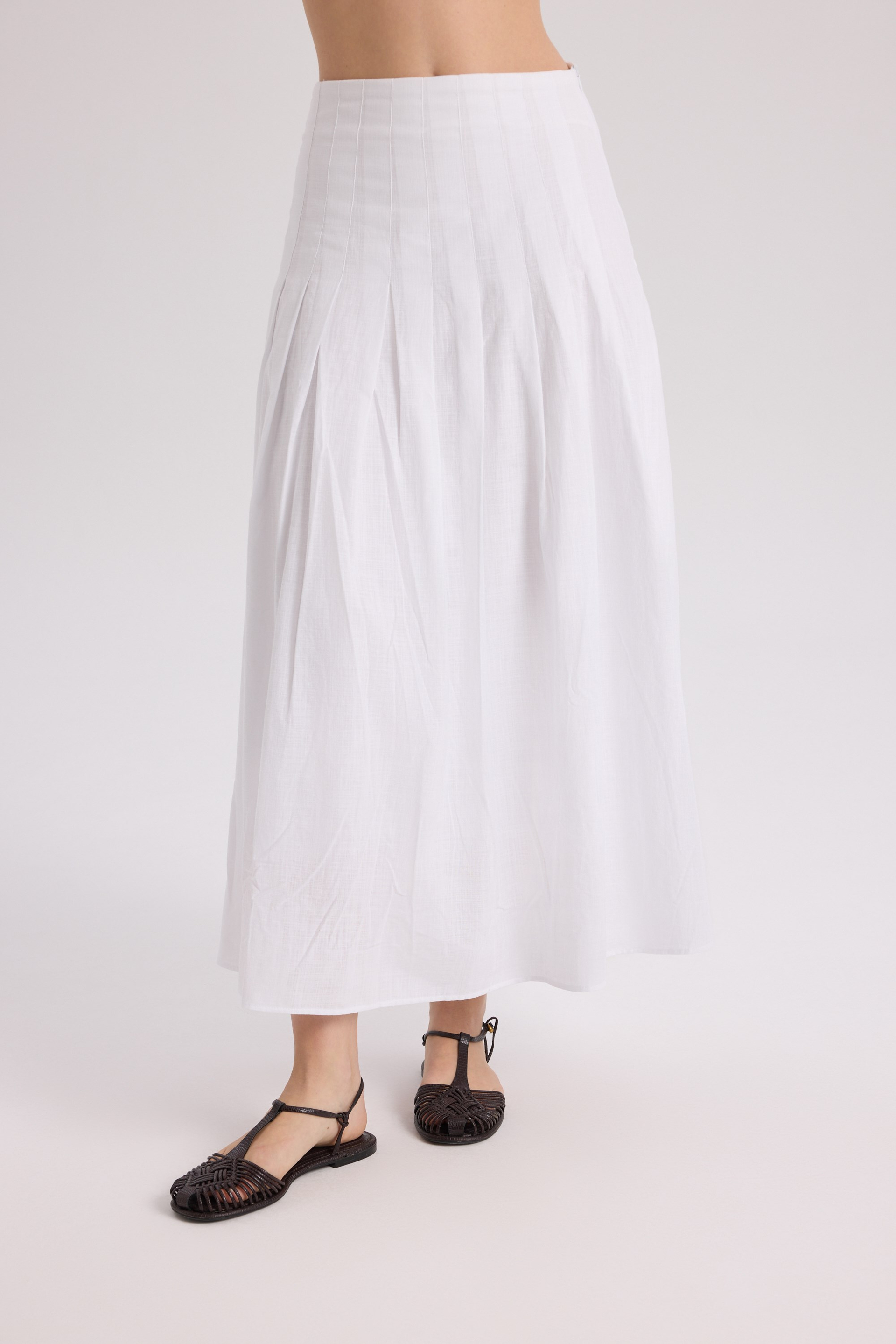 Sera Pleated Detail White Long Skirt