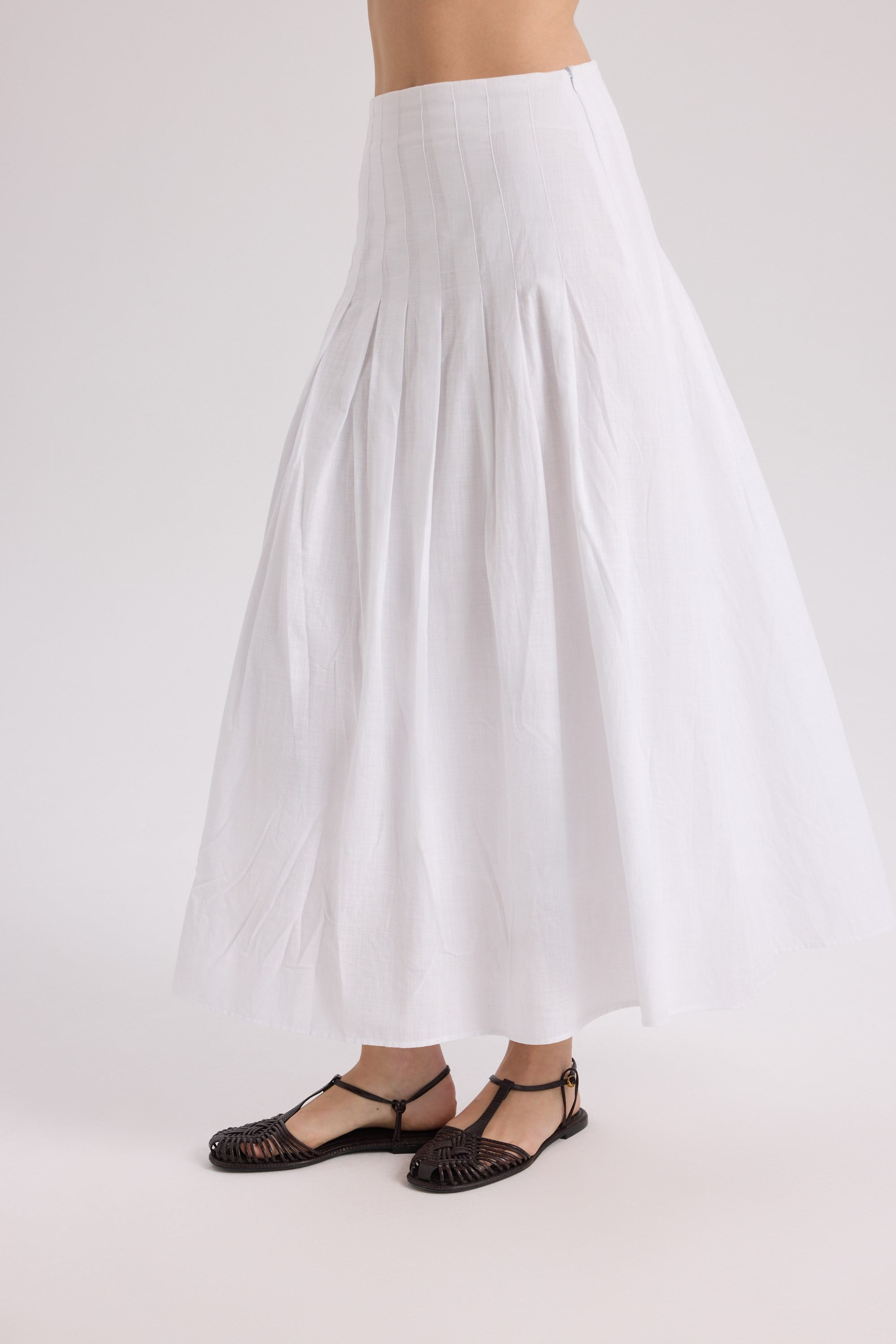 Sera Pleated Detail White Long Skirt