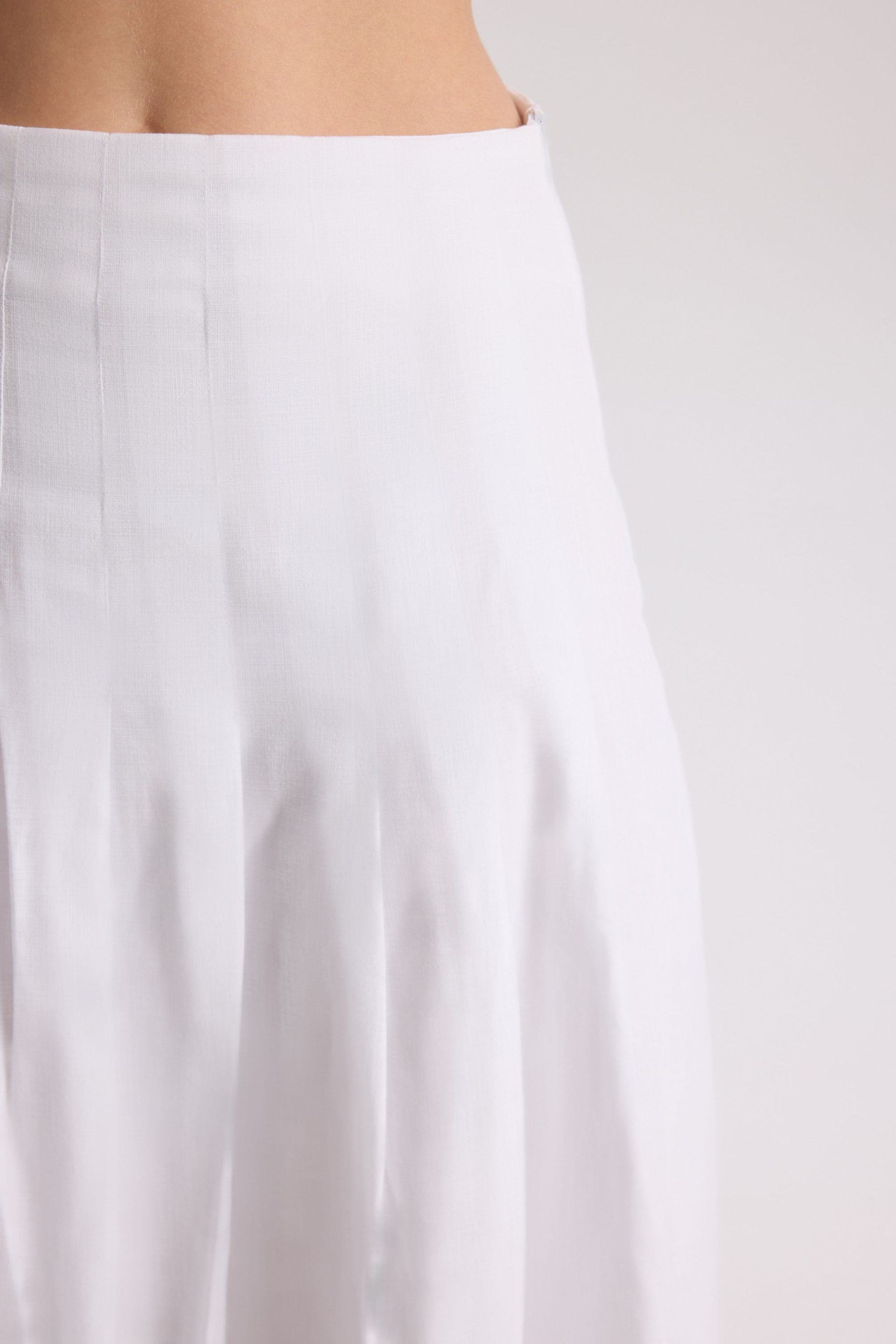 Sera Pleated Detail White Long Skirt
