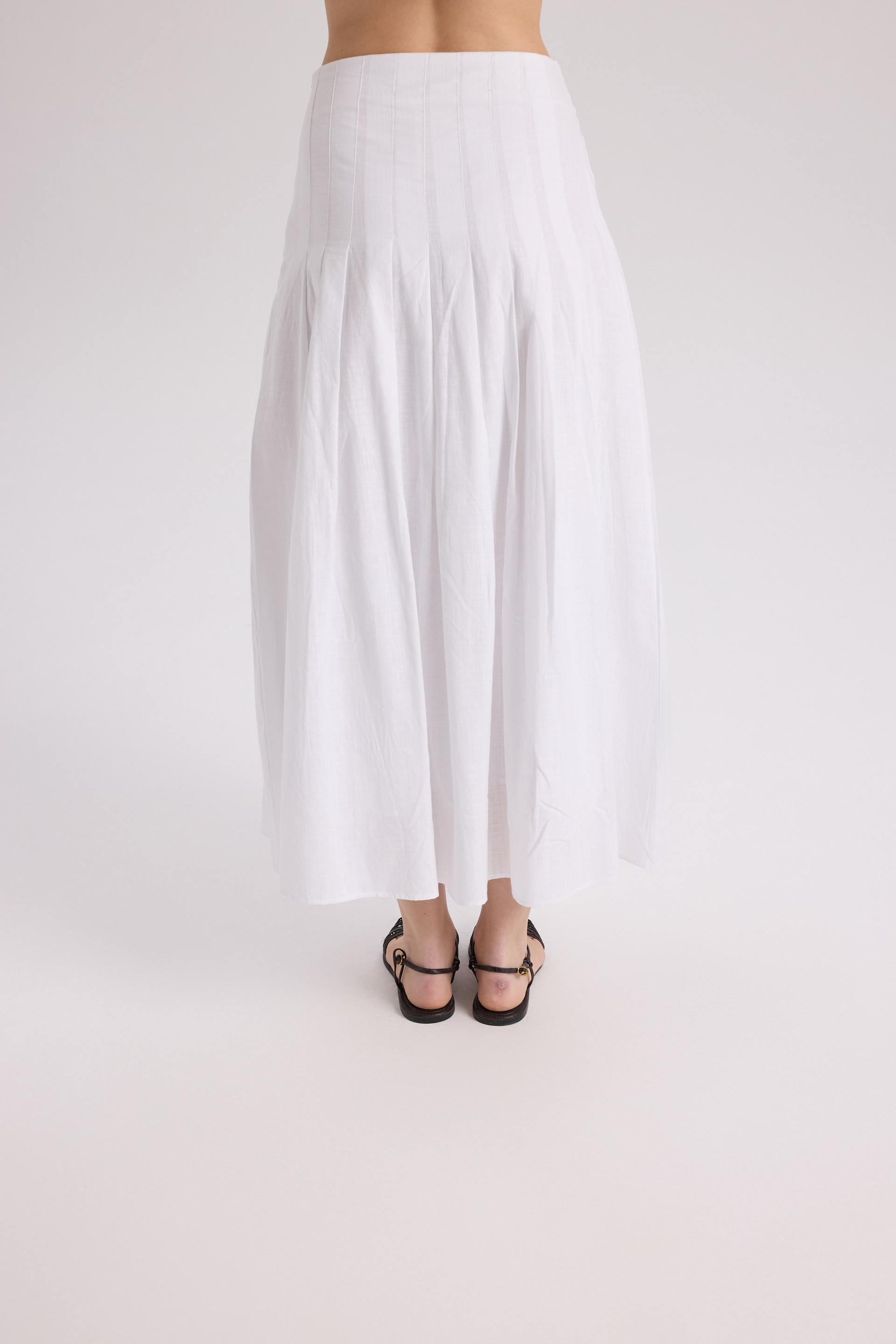 Sera Pleated Detail White Long Skirt