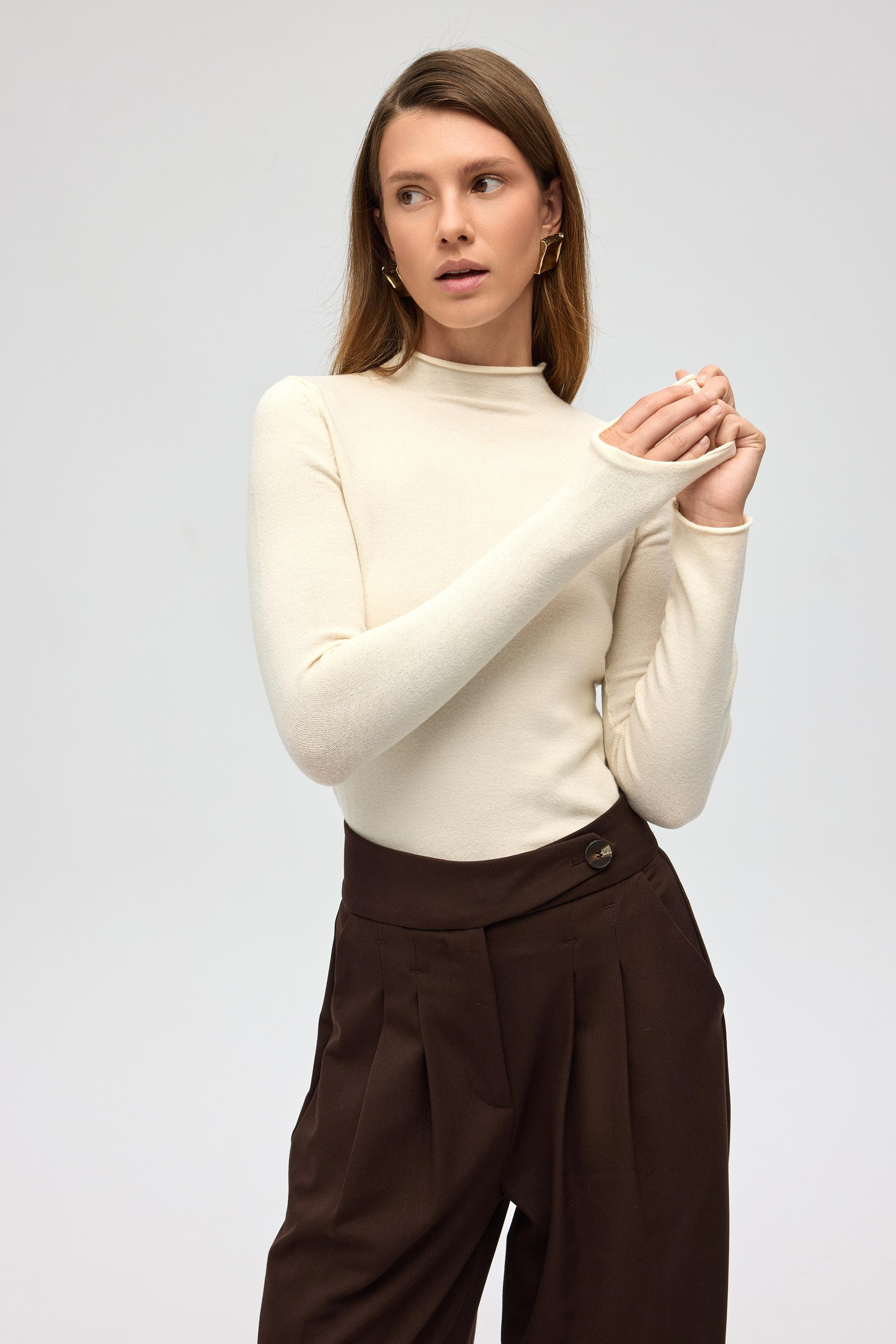 Serina Balıkçı Yaka Bej İnce Triko