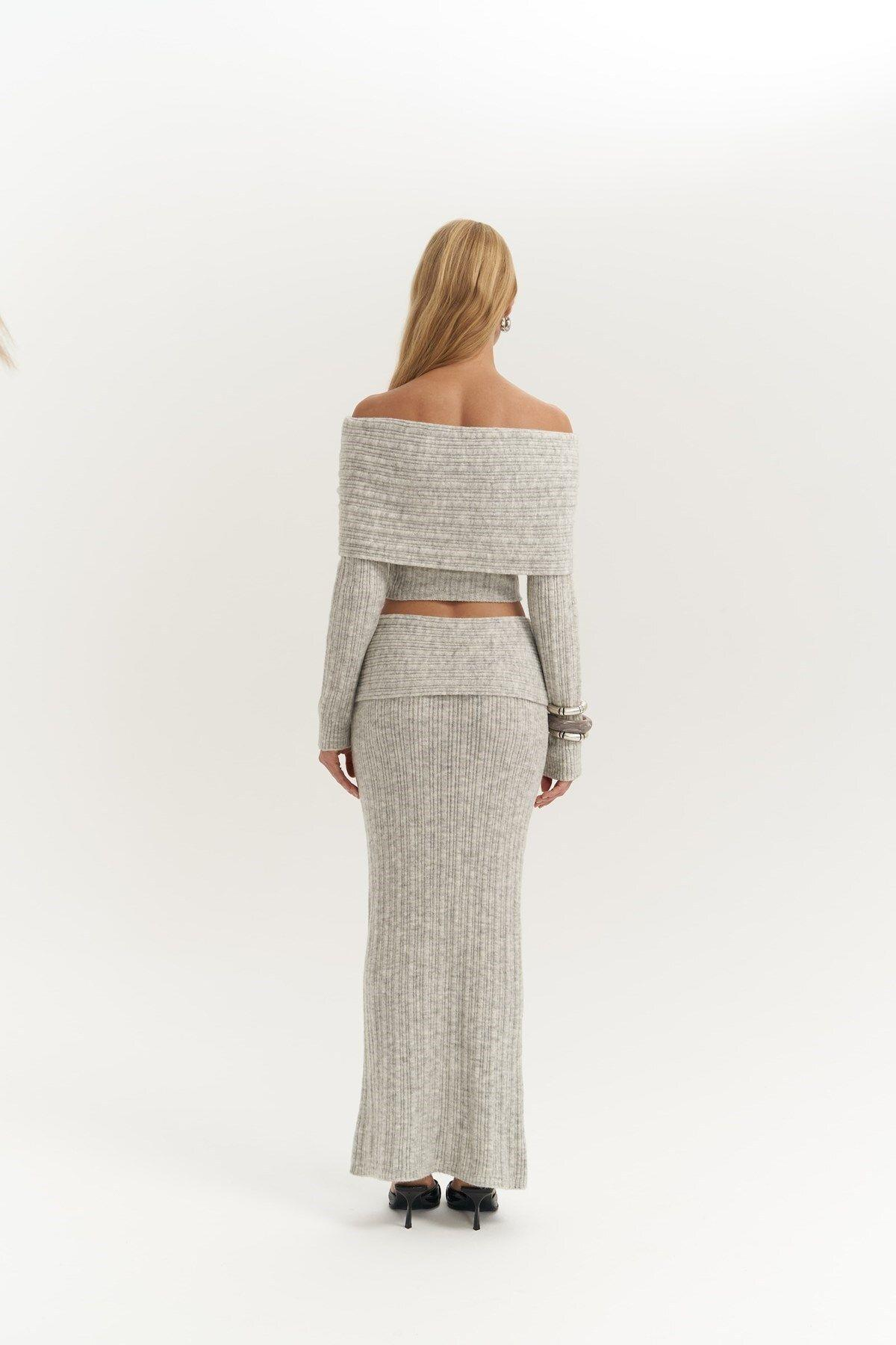 Sevara Gray Blouse&Skirt Knit Set