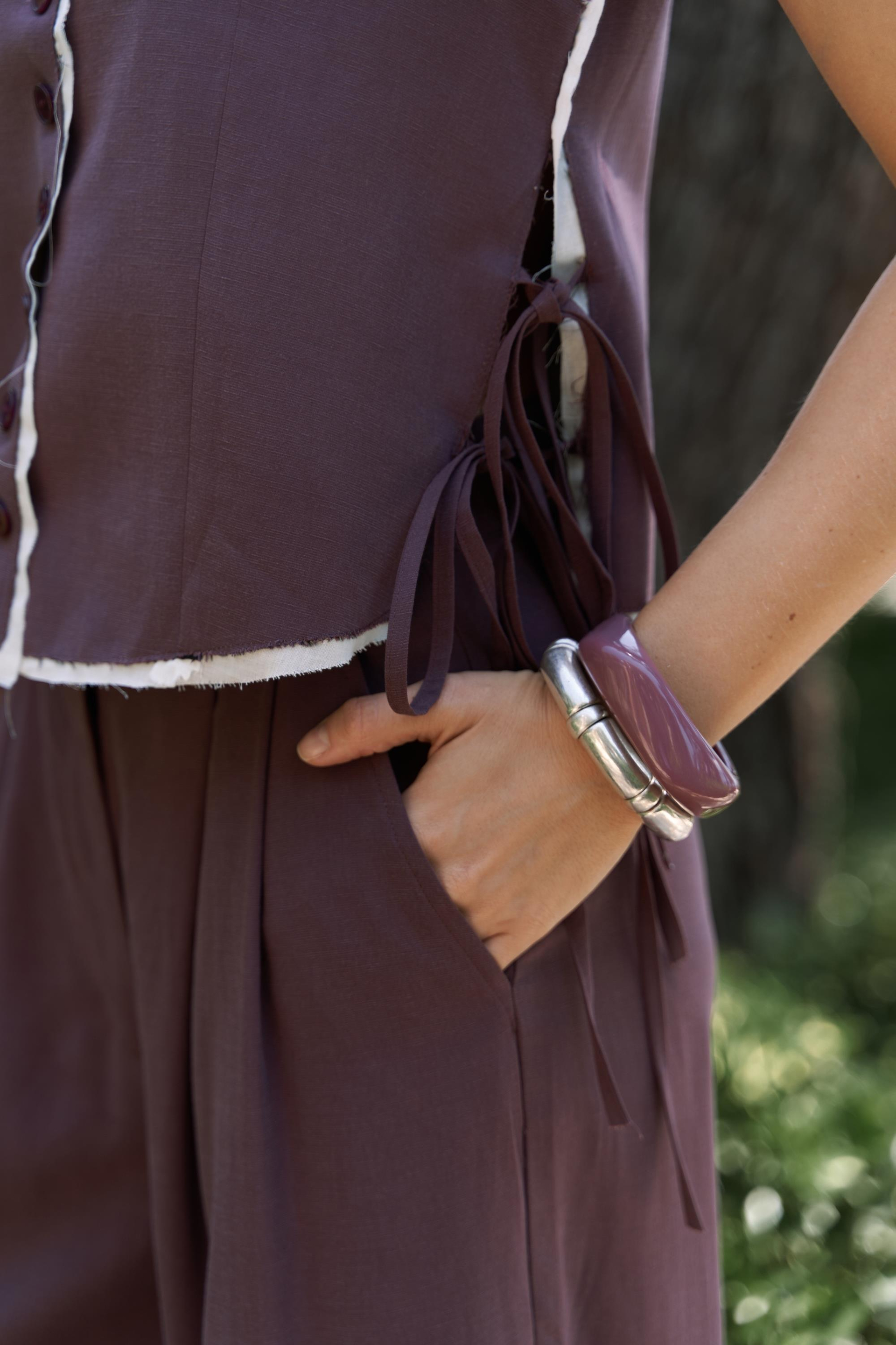 Shonas Bağcık Detay Bordo Yelek Pantolon Takım