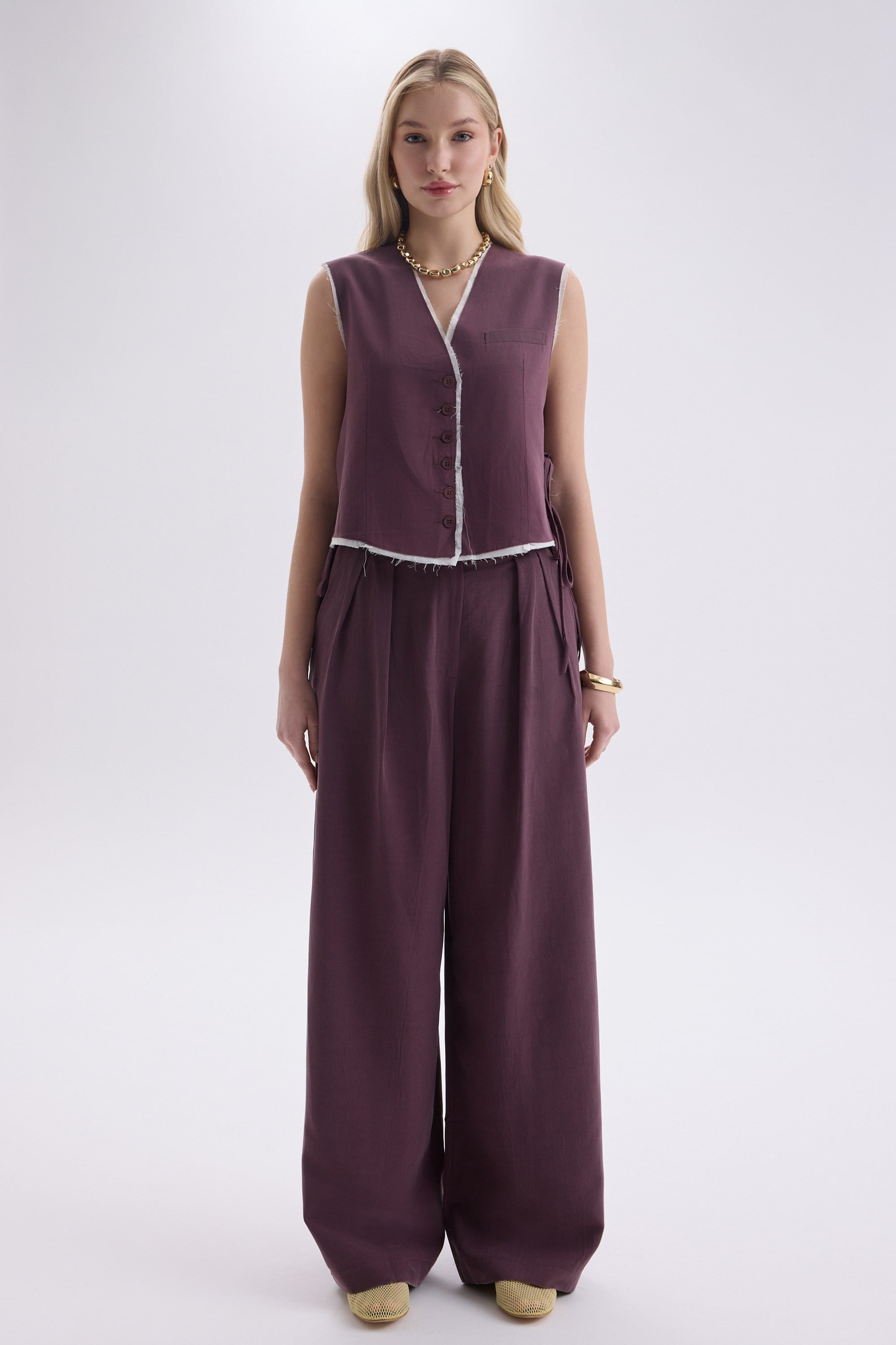 Shonas Lace-Up Detail Burgundy Vest Pants Set